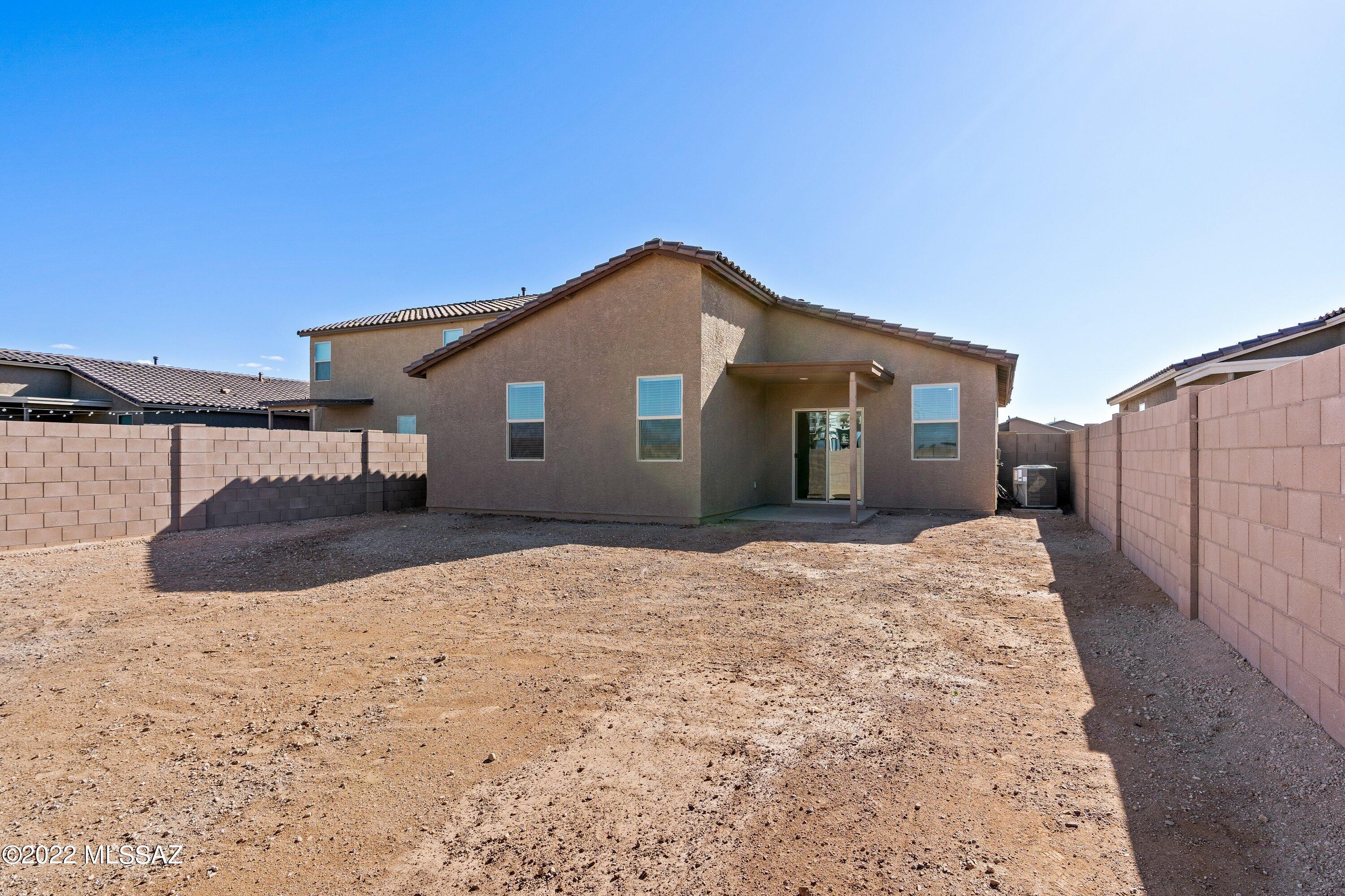 Valencia - Residential Lease
