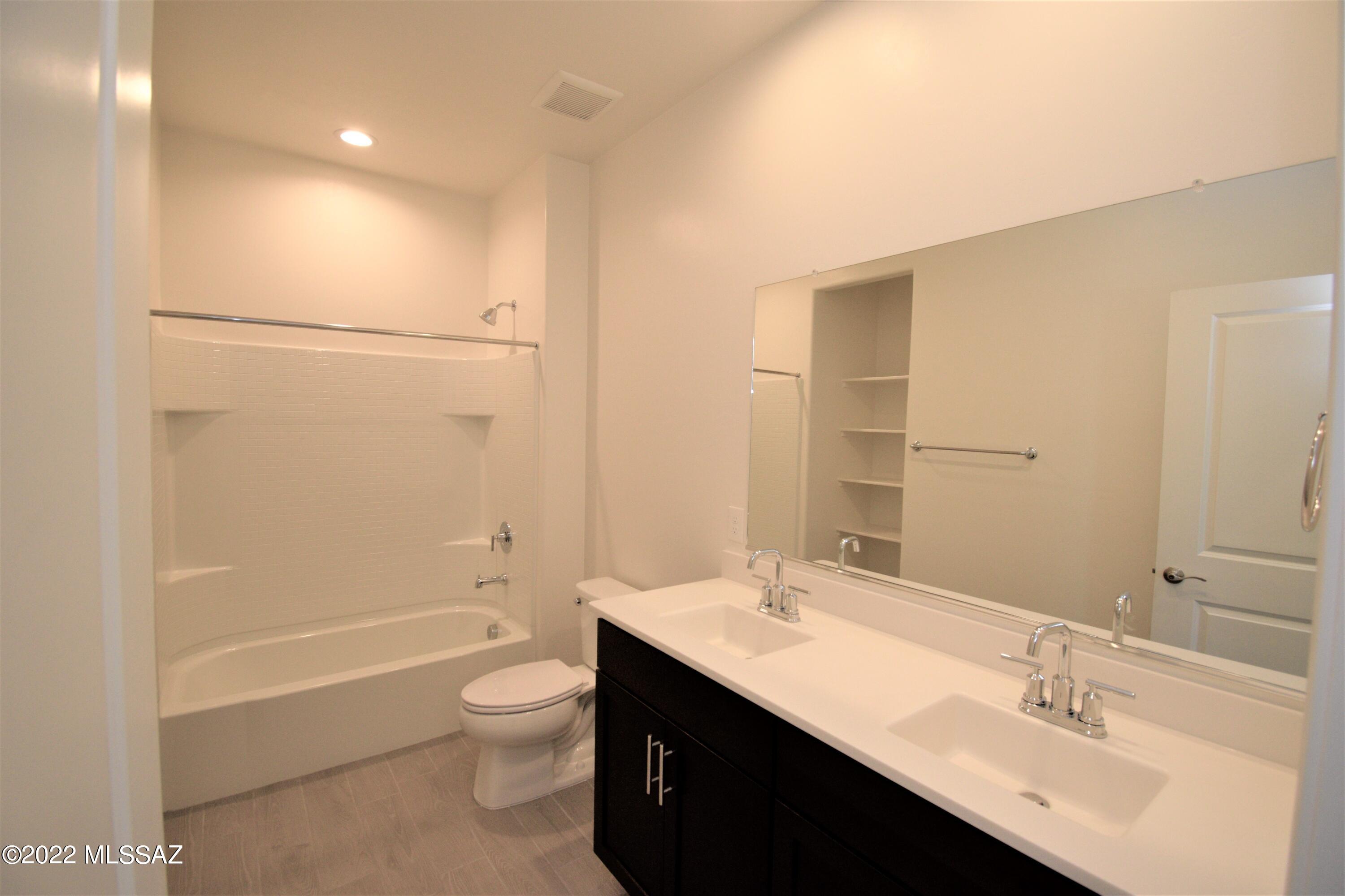 Gladden Farms BLK 26 - Residential Lease