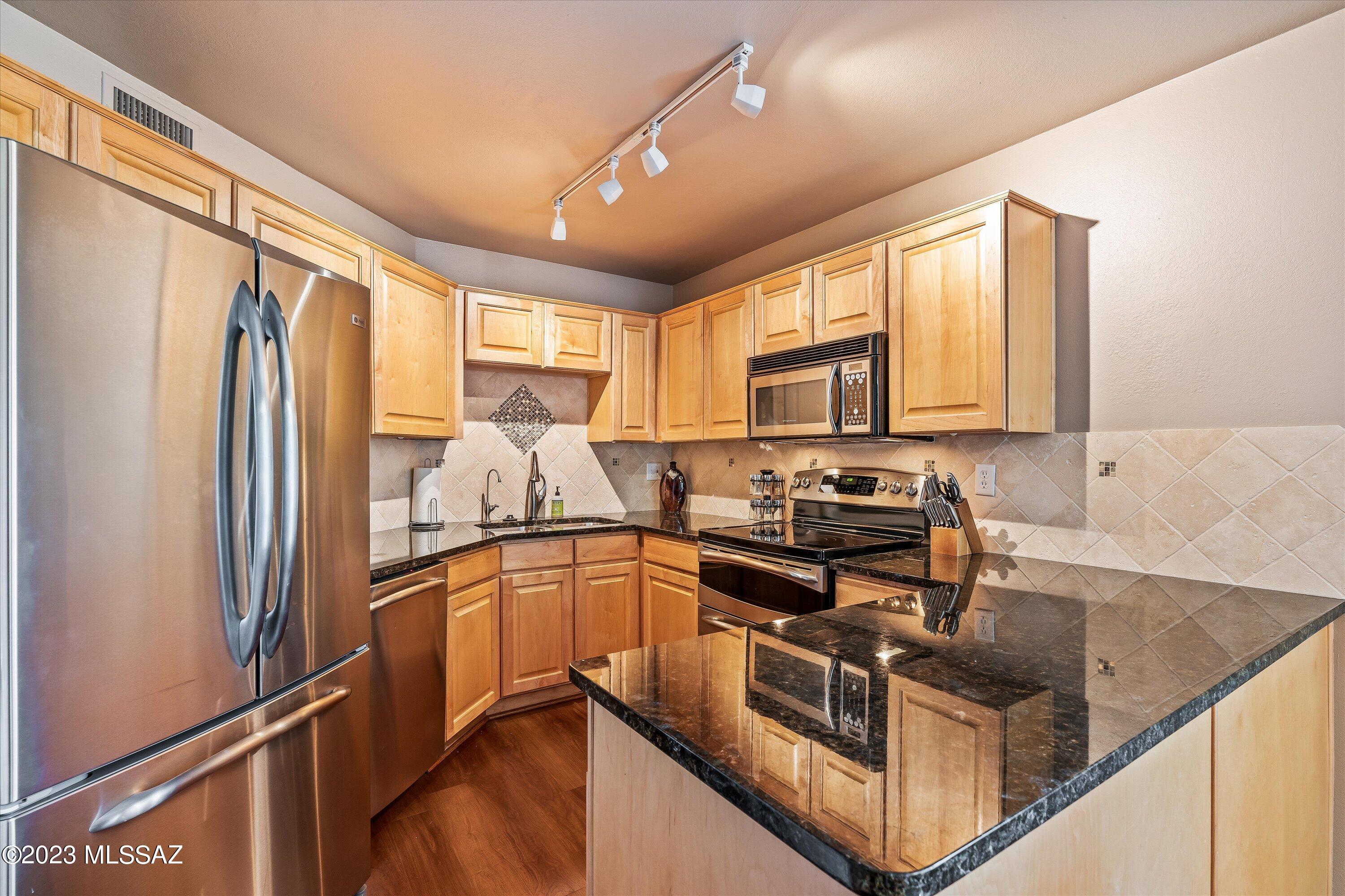 Canyon View At Ventana Condominium (1-264) - Residential