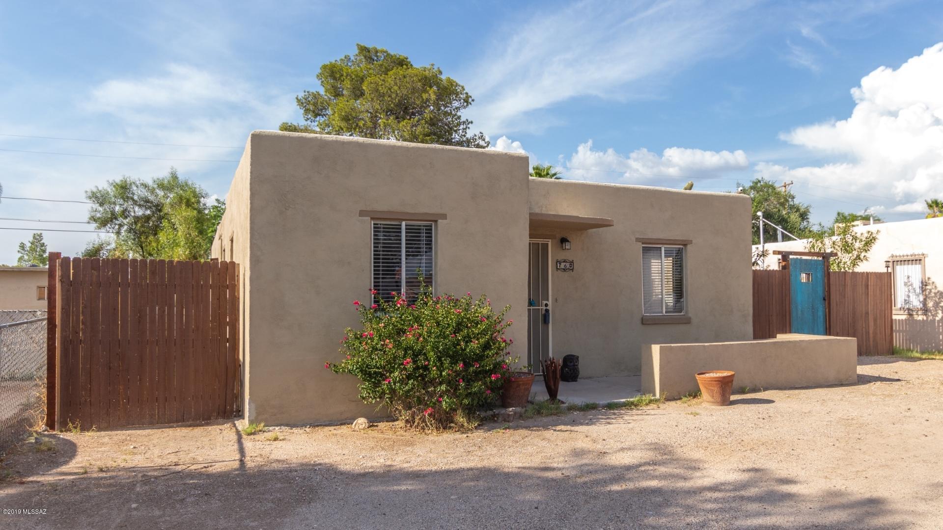 Miracle Mile Manor - Residential