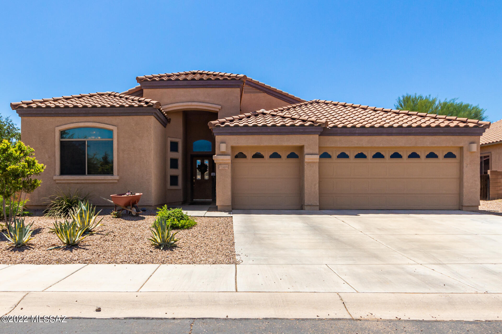 MOTIVATED SELLERS are willing to pay off solar at COE.  This home features a wonderful open floor plan. The beautiful kitchen has stainless steal appliances, convection oven, gorgeous wood cabinetry, granite counter tops, and a Media/Family Room off the Kitchen. Hall and Master Baths both feature dual sinks with a garden tub and shower in the Master Bath. Ceiling fans throughout. Brand new two-stage A/C and heat pump combo, air handler, and salt-free water softener/filtration system installed in 2021. Access to the covered back patio from both the Great Room and the Master Bedroom and top it off with a 3 car garage. The solar panels were installed in 2021, are fully charged, and save hundreds of dollars per month in electric.   See Additional Comments This home also features a Top of the line Salt free whole house filtration and softener. 10-year warranty and by yearly inspections paid for.  Smart device capable for monitoring system performance.

A Dual stage high efficiency AC unit, electrostatic air filtration system, new air handler and completely sealed duct work. 10-year warranty, maintenance and bi yearly inspection already paid for through Intelligent Design.

A Smart capable thermostat and outside lighting.

A Surplus power storage battery with 20 kW hour storage. Capable of storing unused energy to power the house during power outages.

The electricity is  exported back to the grid, so any surplus not used becomes a credit to the homeowner.  

Built by Lennar. The floor plan is called The Everest. The Community offers a new Elementary School, several parks and bike/walking paths, sports courts and fields, splash pad, BBQ's, Ramadas and easy access to I-10. This is a great place to raise a family.