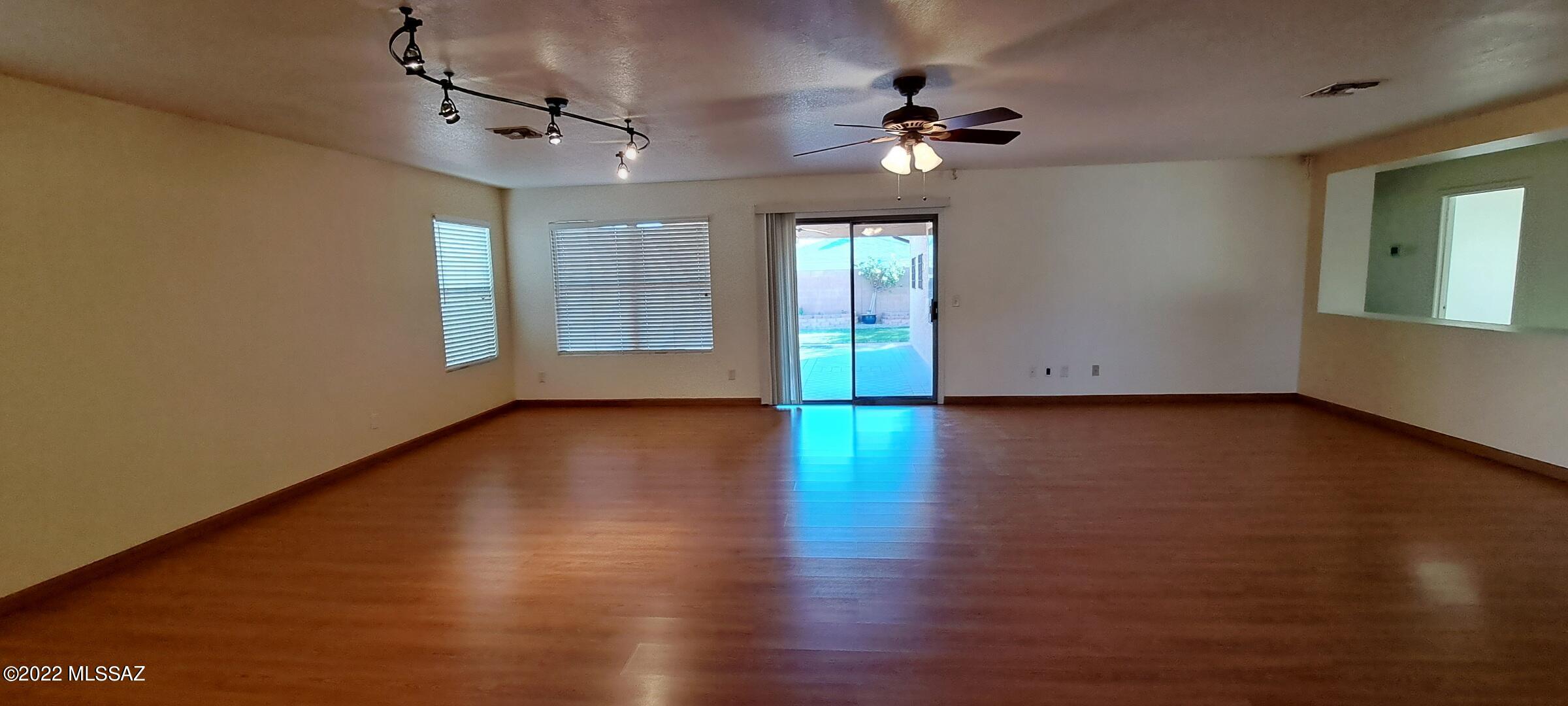 Arizona La Victoria (1-131) - Residential