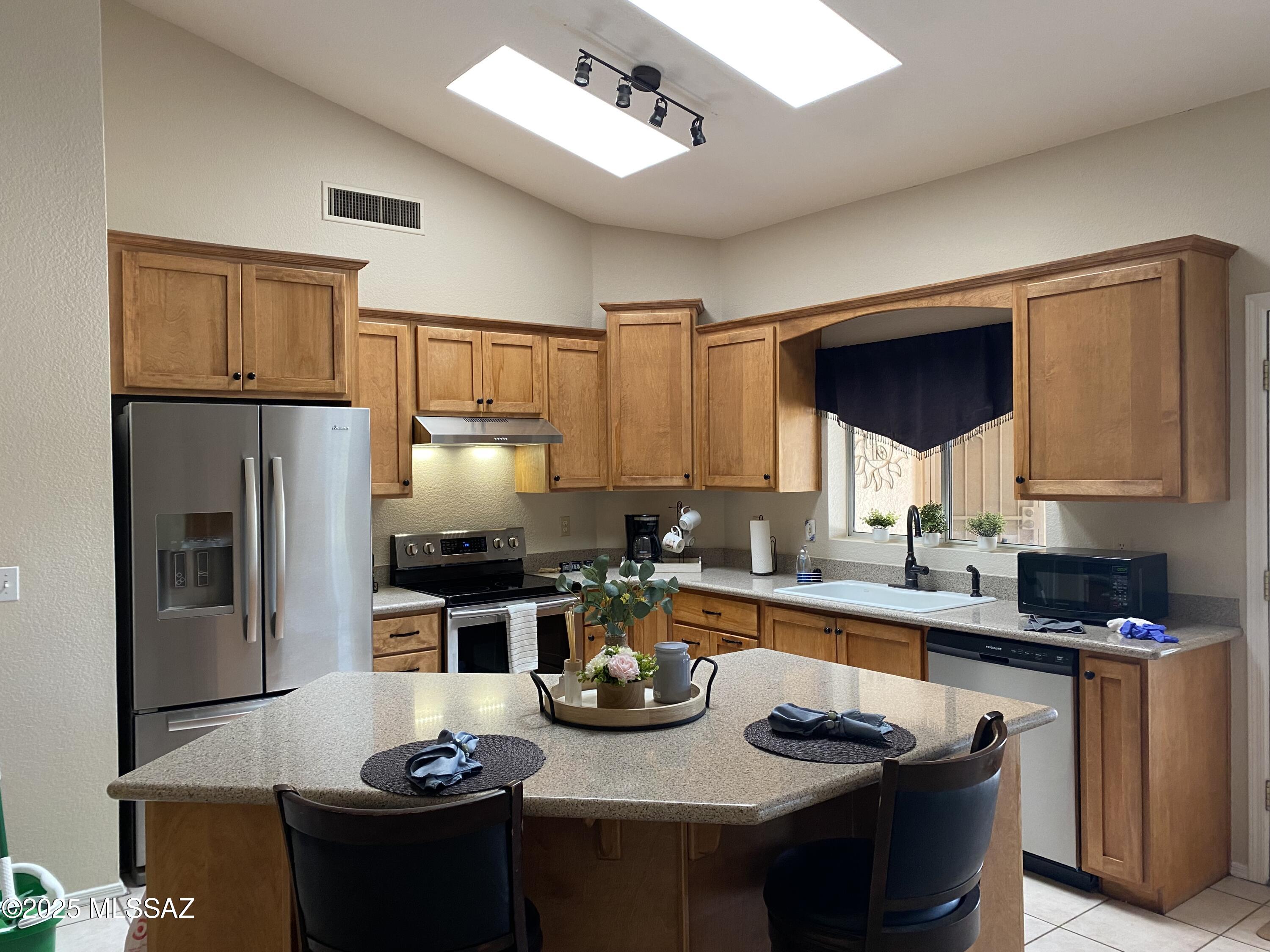 Canada Heights (69-125) - Residential