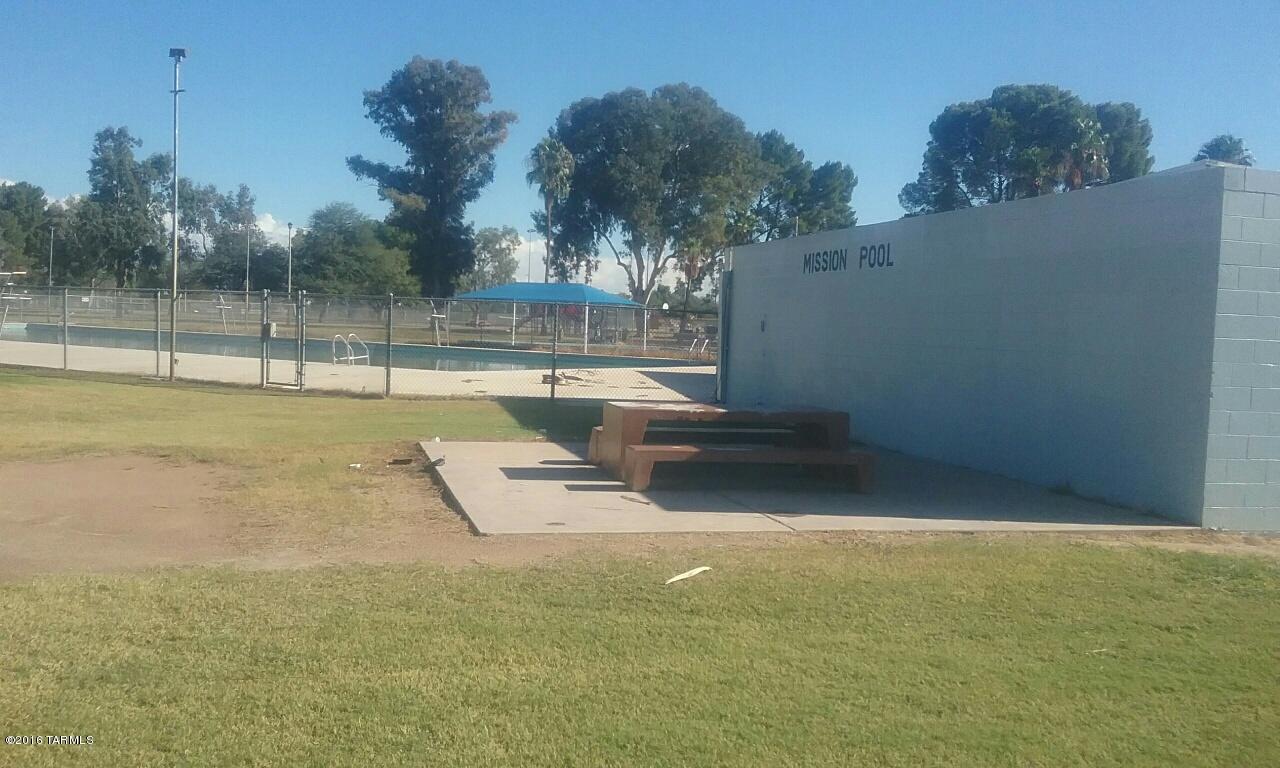Mission Manor 6 Amd - Residential