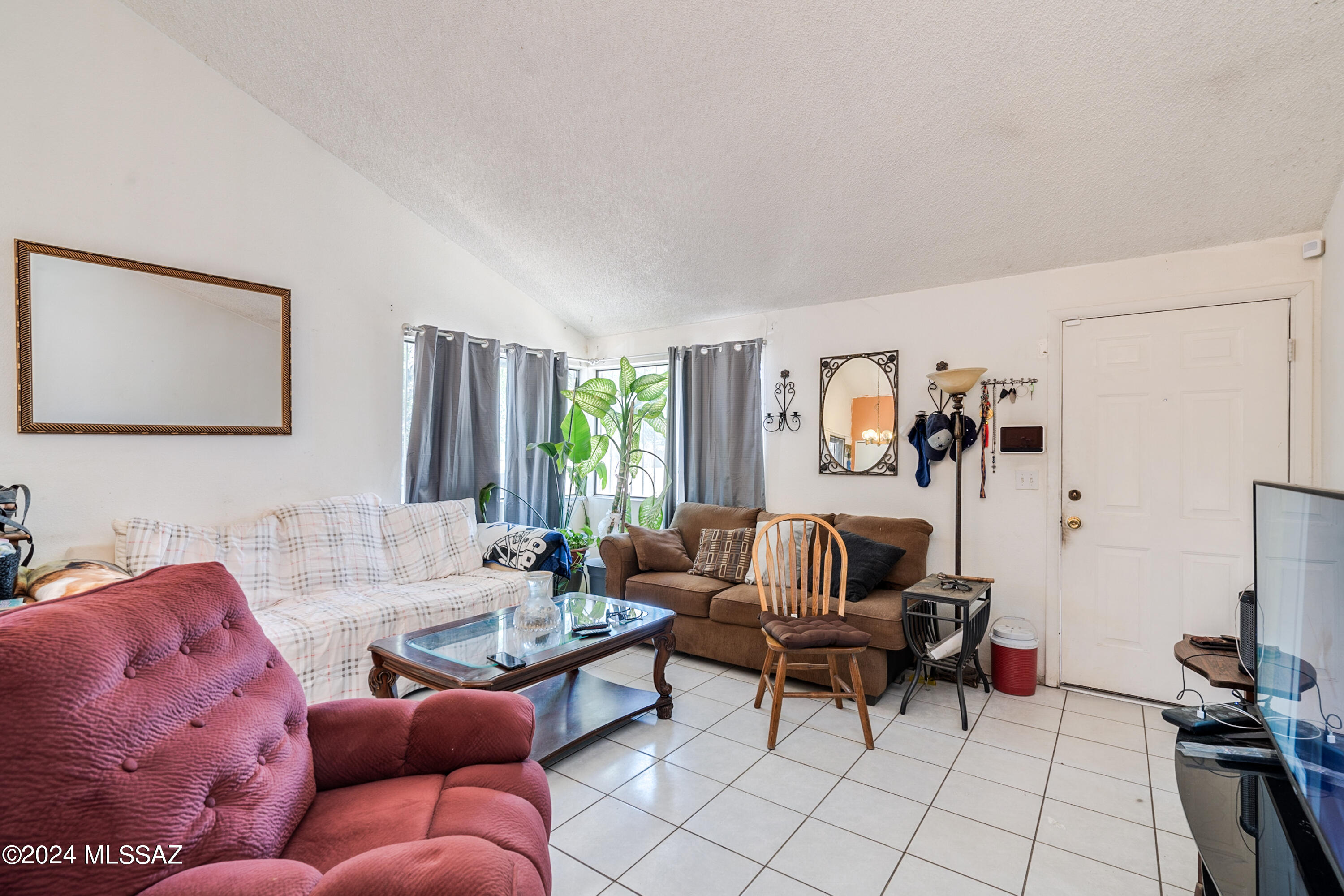 Kino Meadows (1-128) - Residential