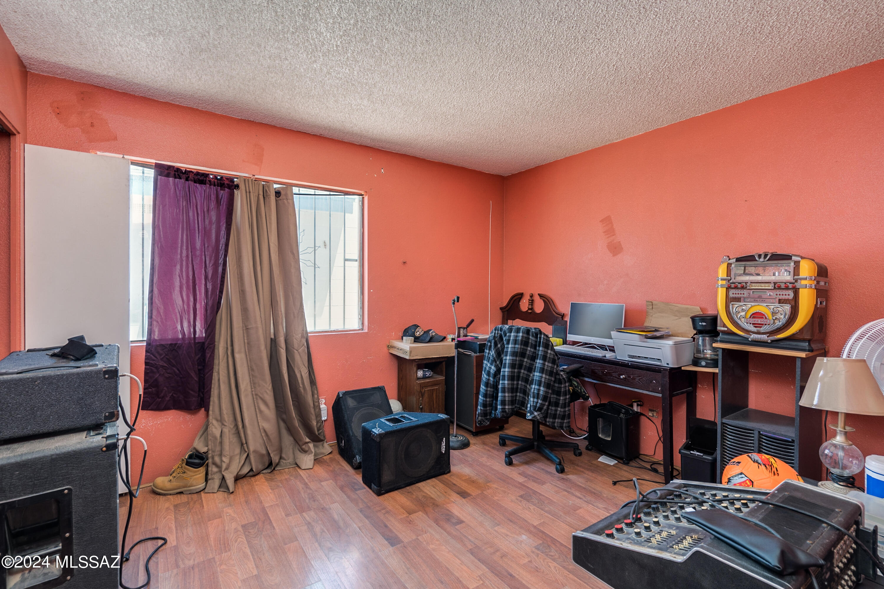 Kino Meadows (1-128) - Residential