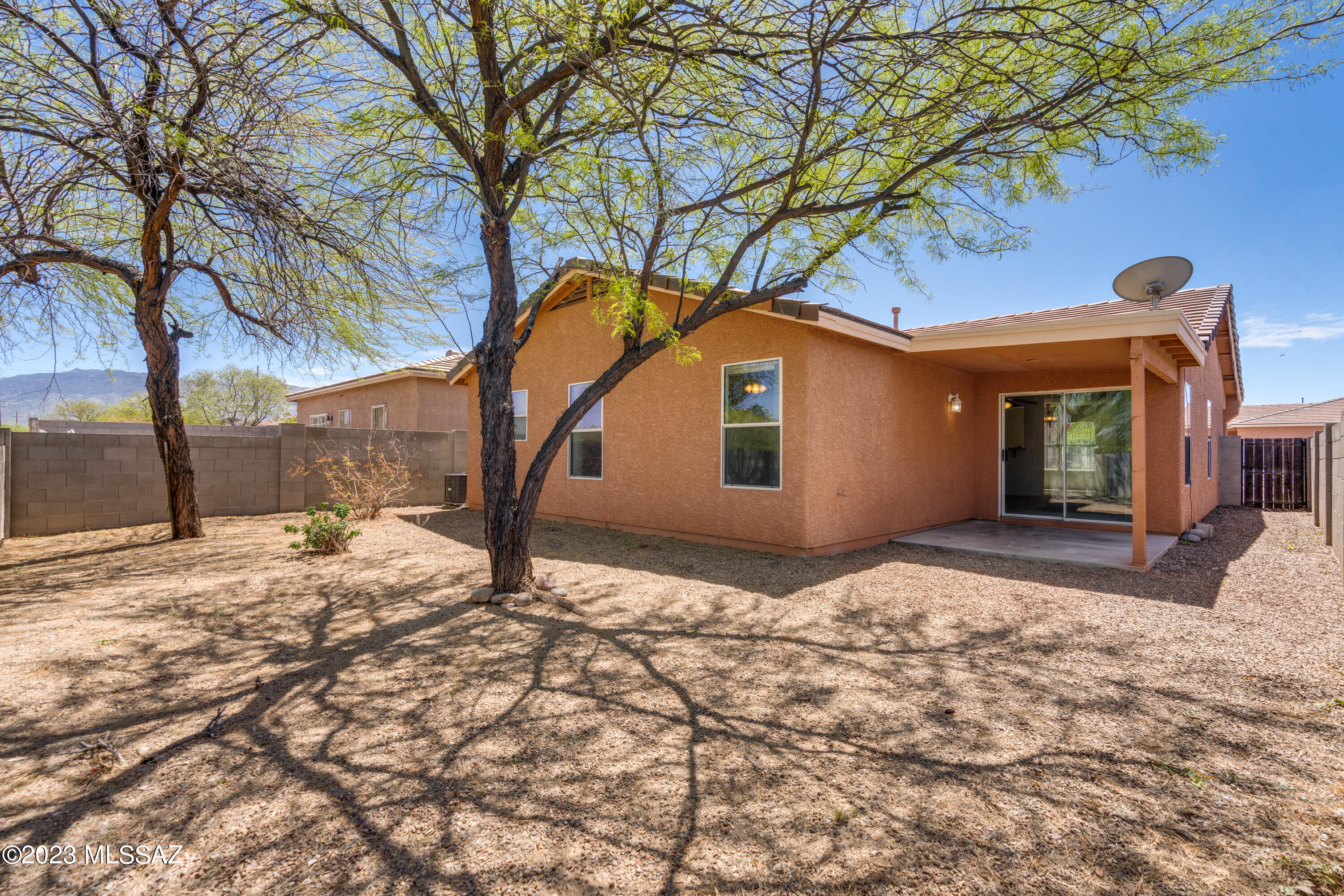 Houghton Village (1-55) - Residential