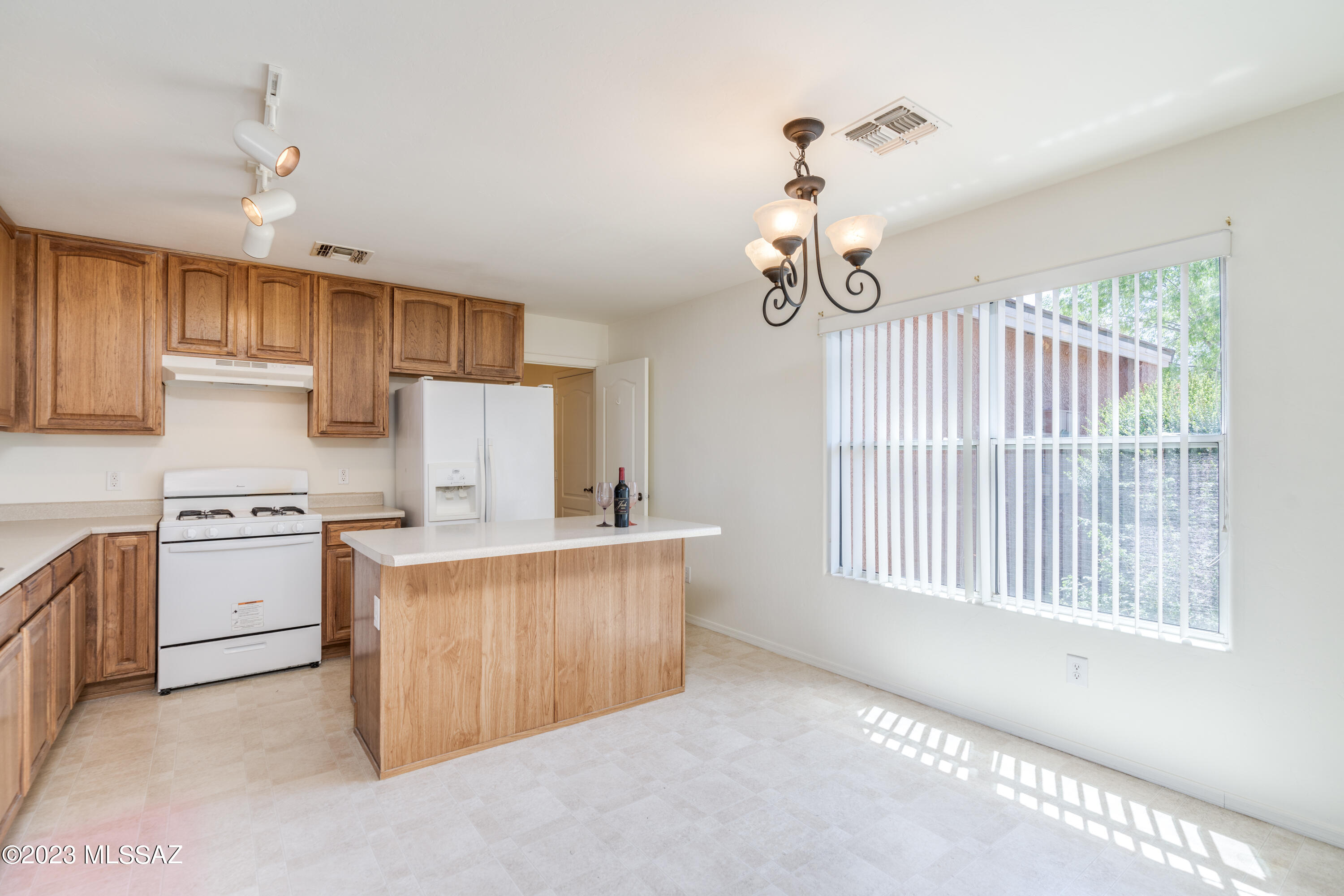 Houghton Village (1-55) - Residential