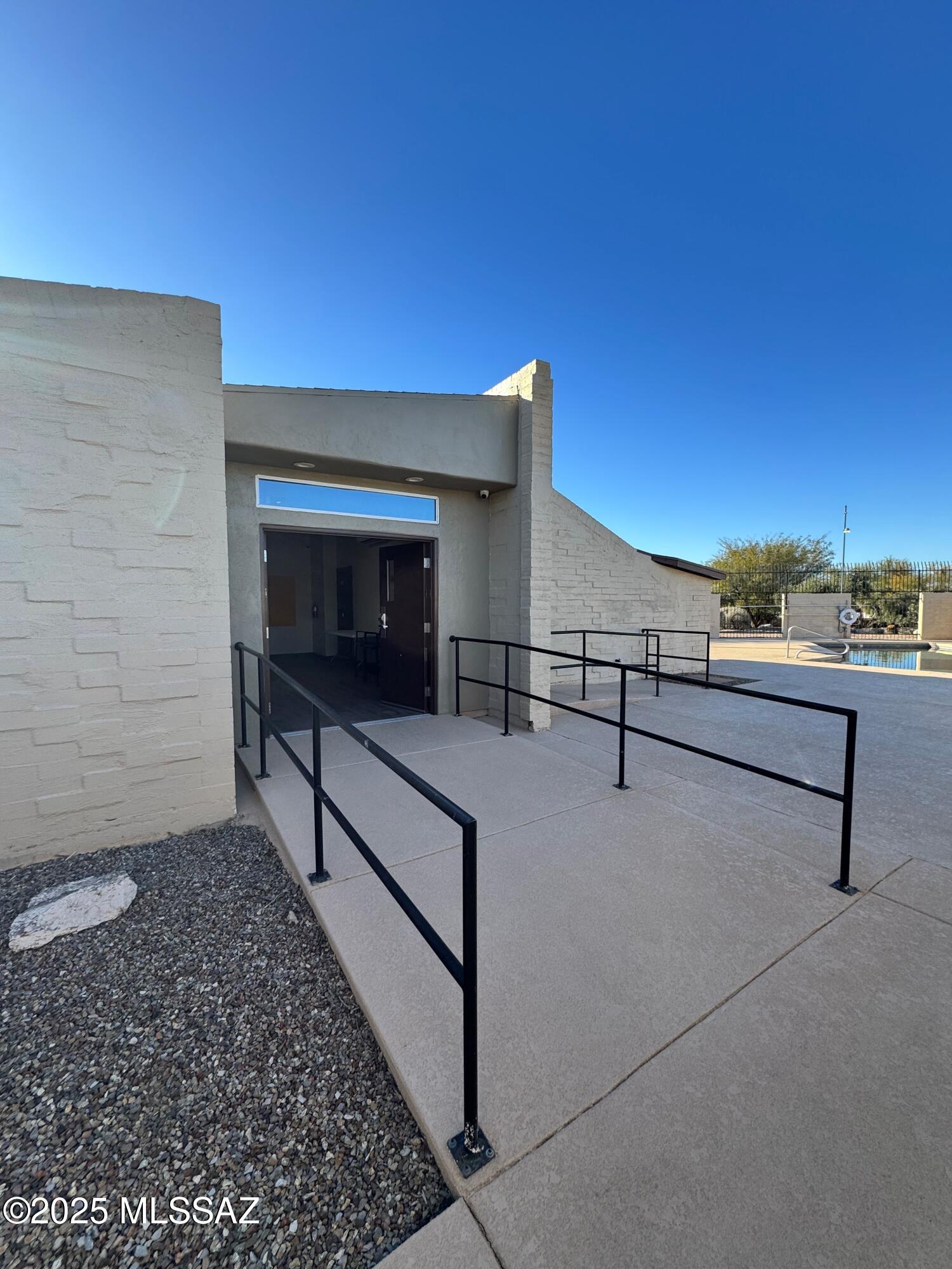 Pantano Townhomes (1-118) - Residential