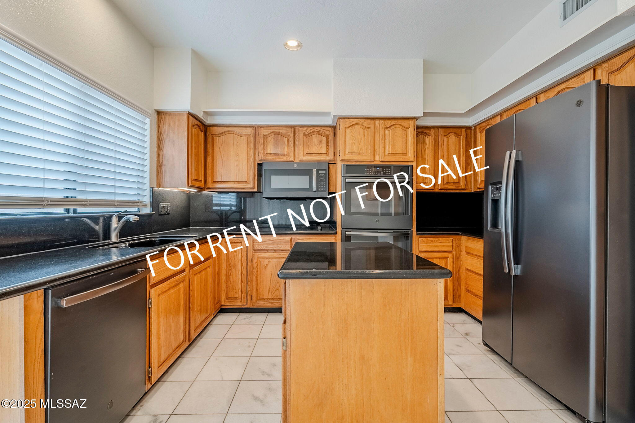 El Conquistador Resort Patio Homes (96-154) - Residential Lease