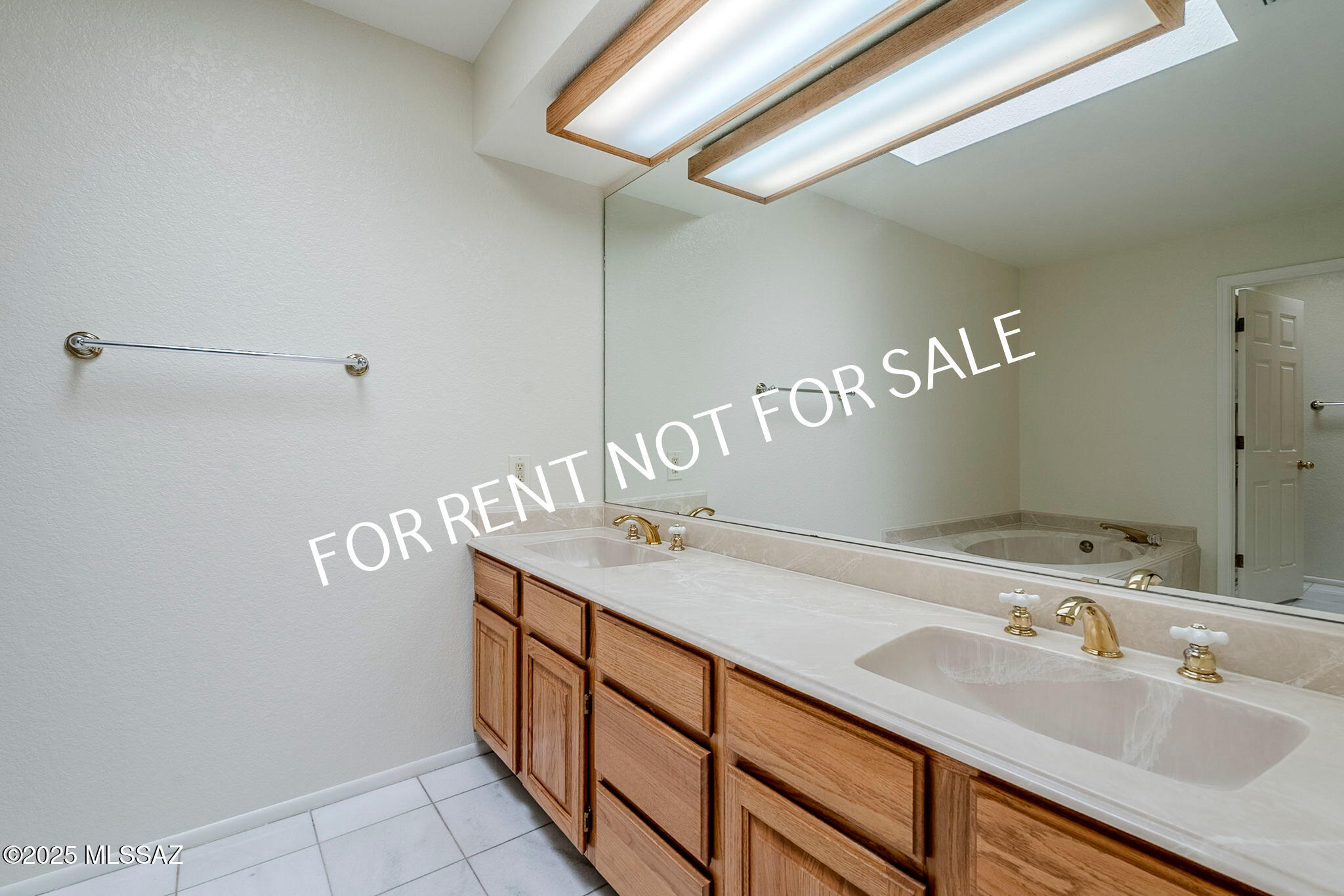 El Conquistador Resort Patio Homes (96-154) - Residential Lease