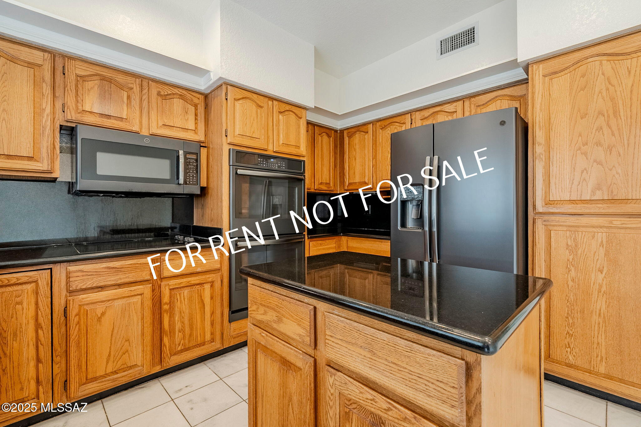 El Conquistador Resort Patio Homes (96-154) - Residential Lease