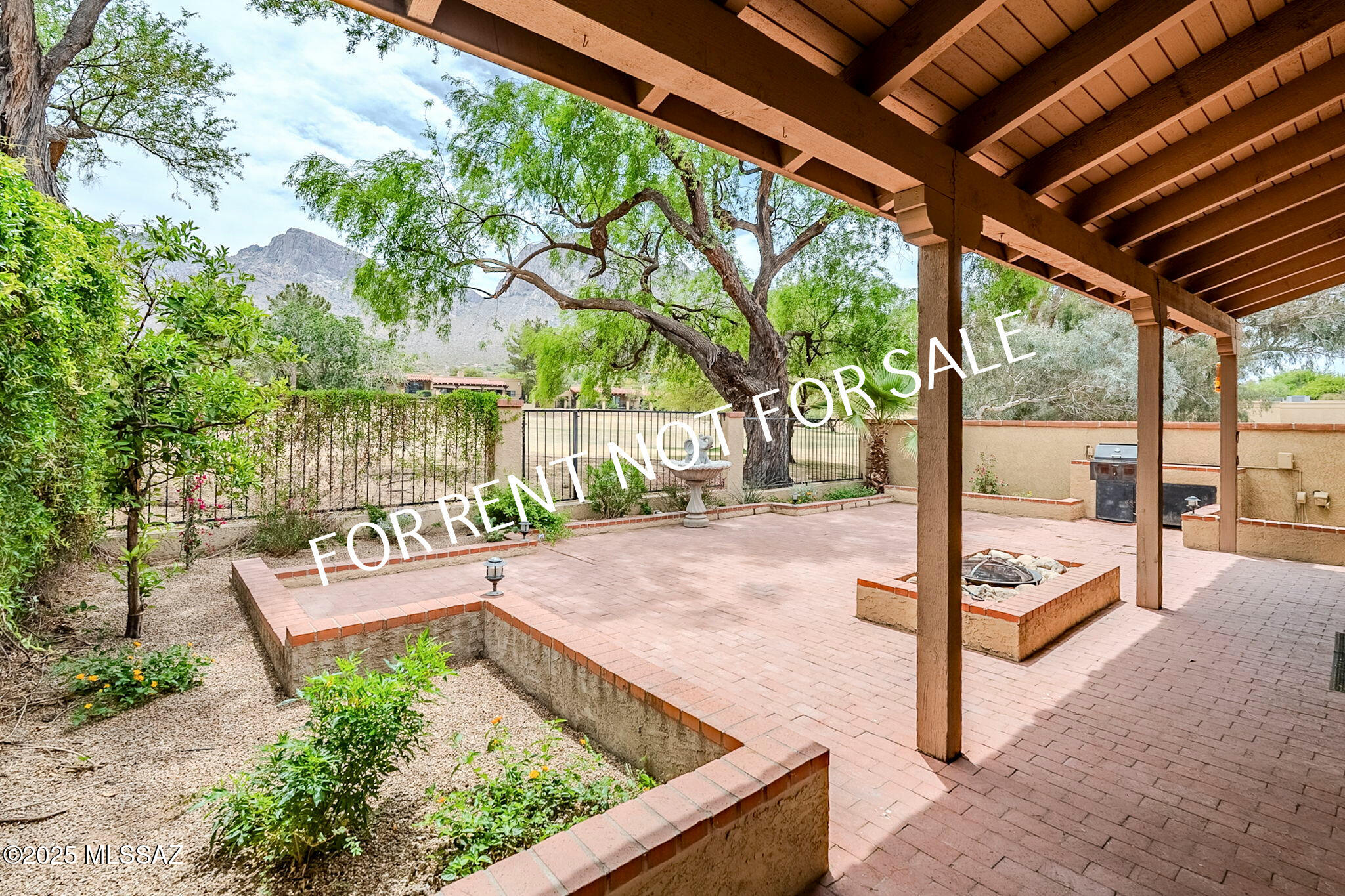 El Conquistador Resort Patio Homes (96-154) - Residential Lease