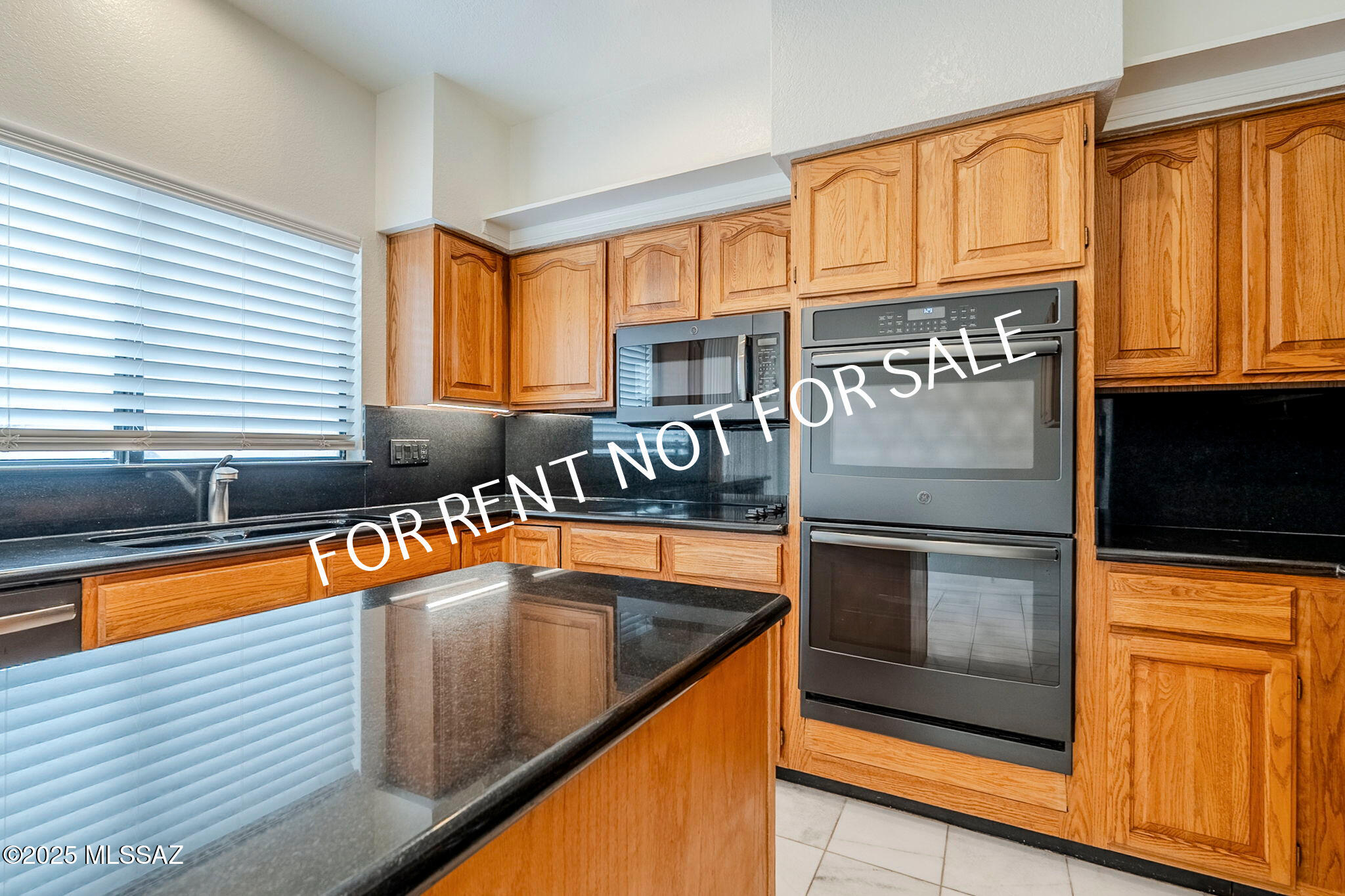 El Conquistador Resort Patio Homes (96-154) - Residential Lease