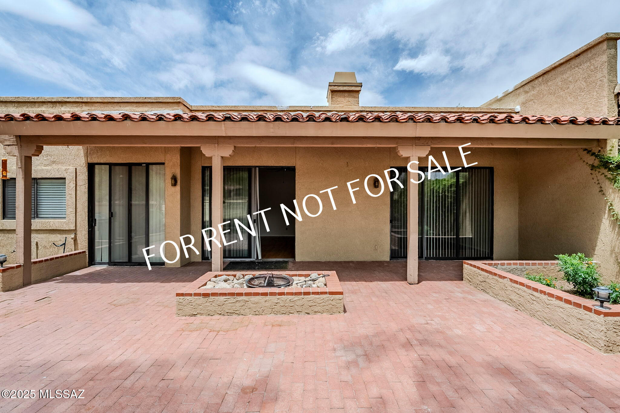 El Conquistador Resort Patio Homes (96-154) - Residential Lease