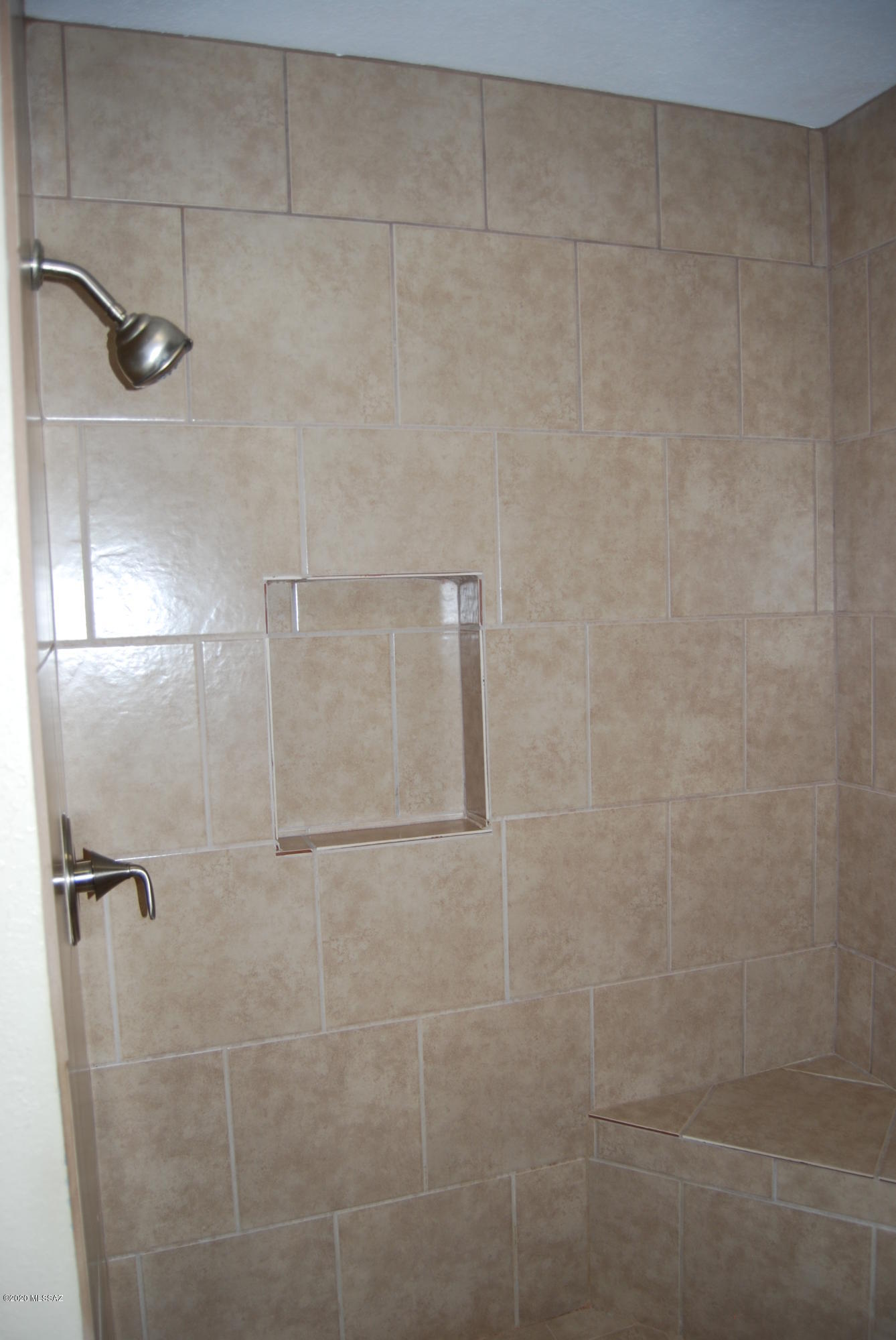 Colonia De Los Alamos - Residential Lease