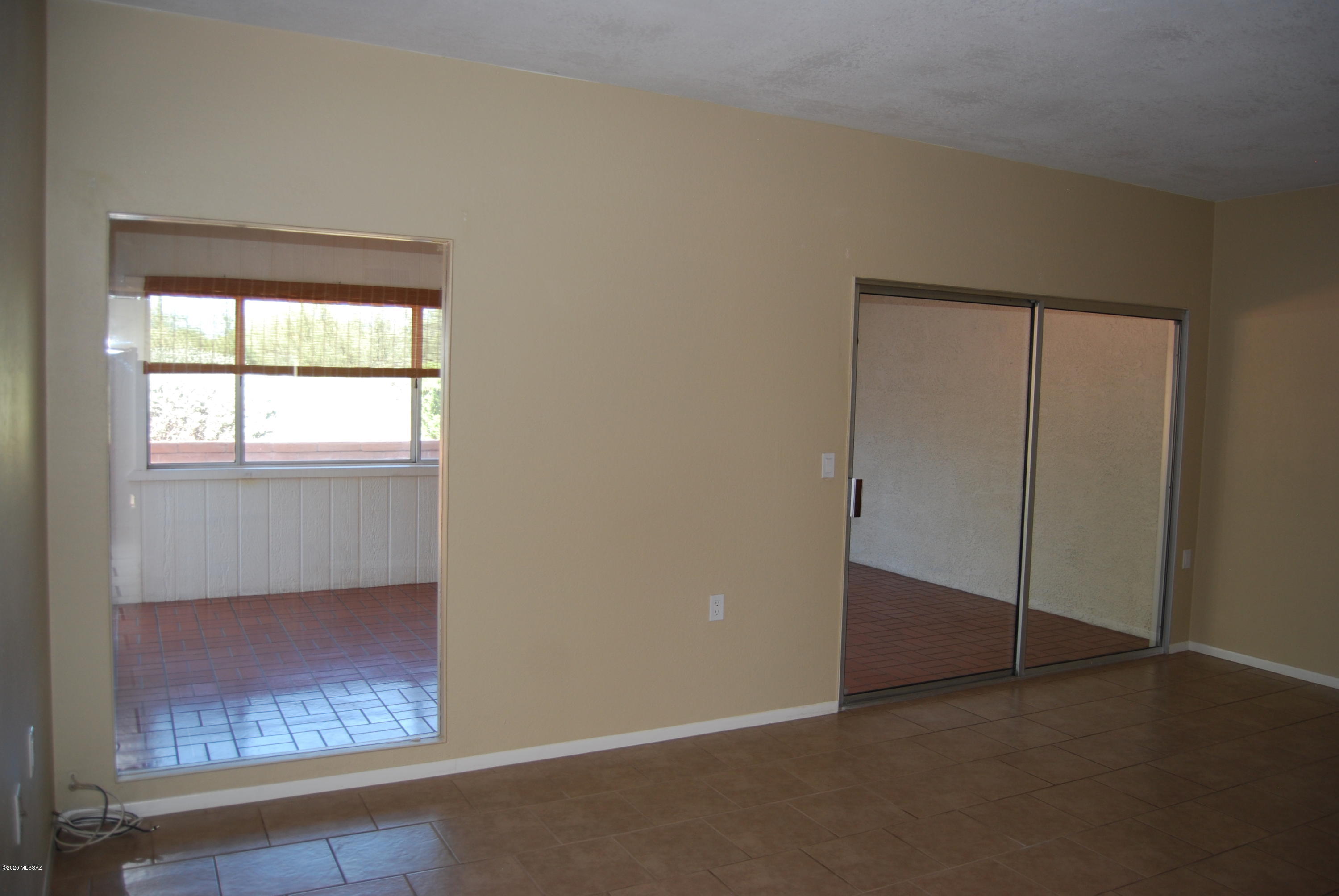 Colonia De Los Alamos - Residential Lease