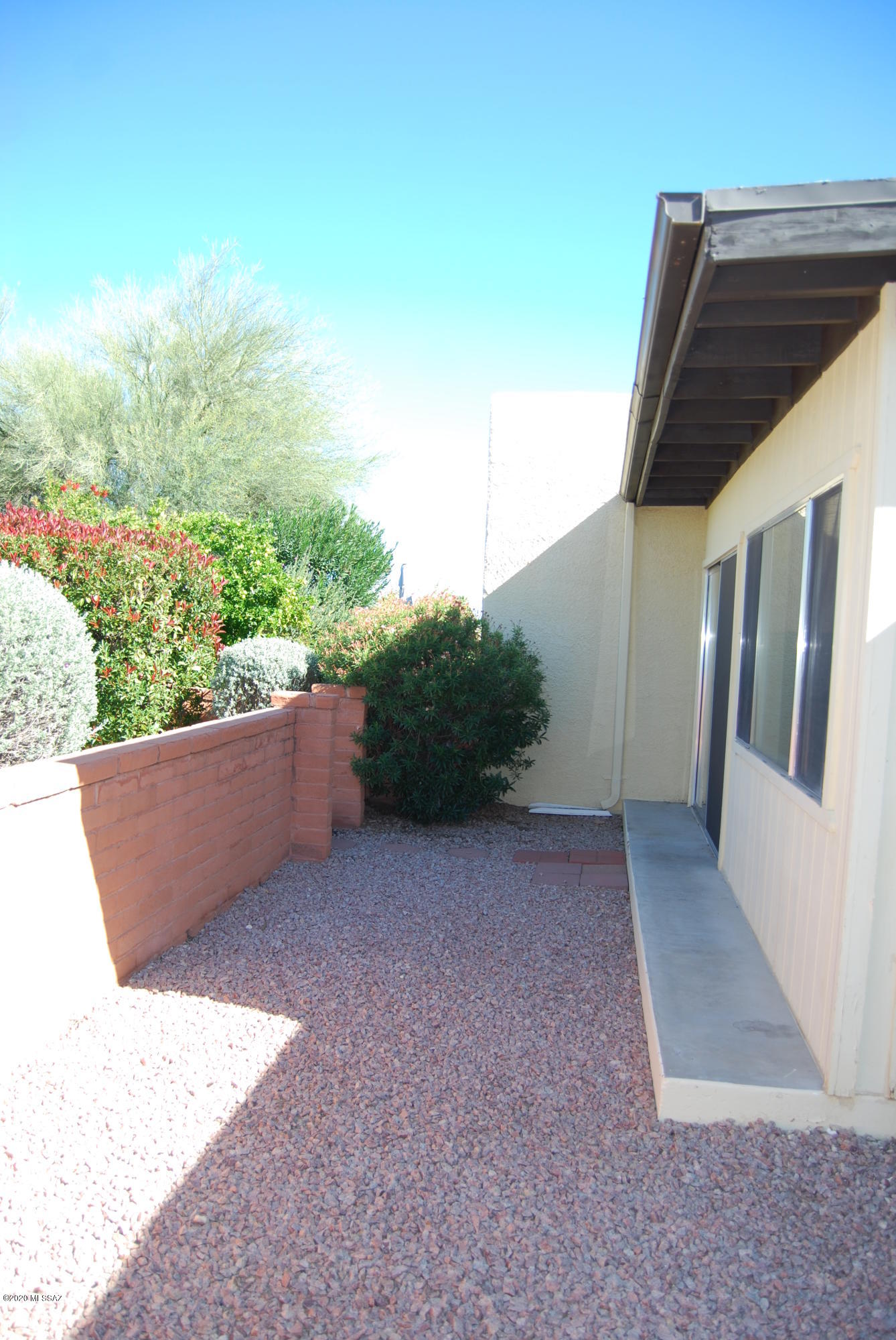 Colonia De Los Alamos - Residential Lease