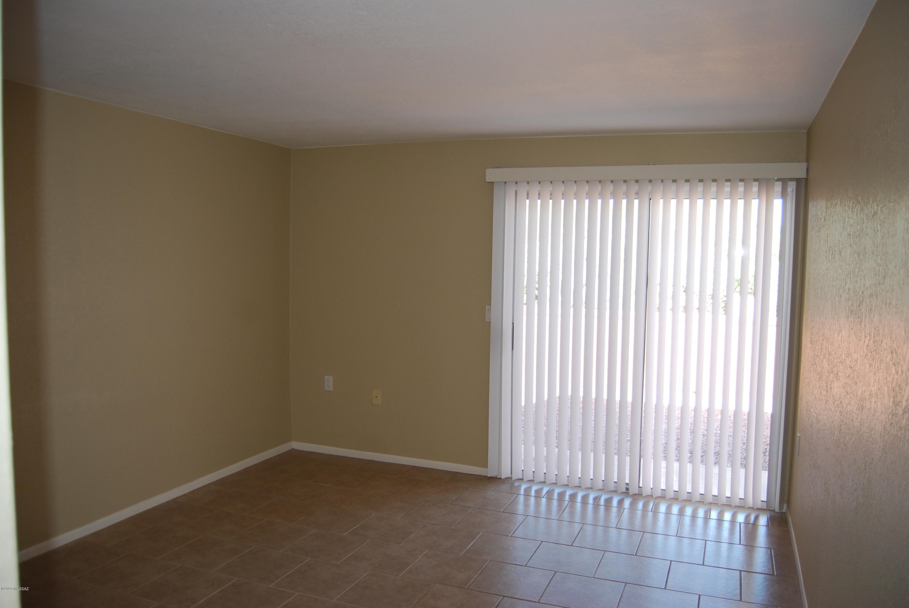 Colonia De Los Alamos - Residential Lease