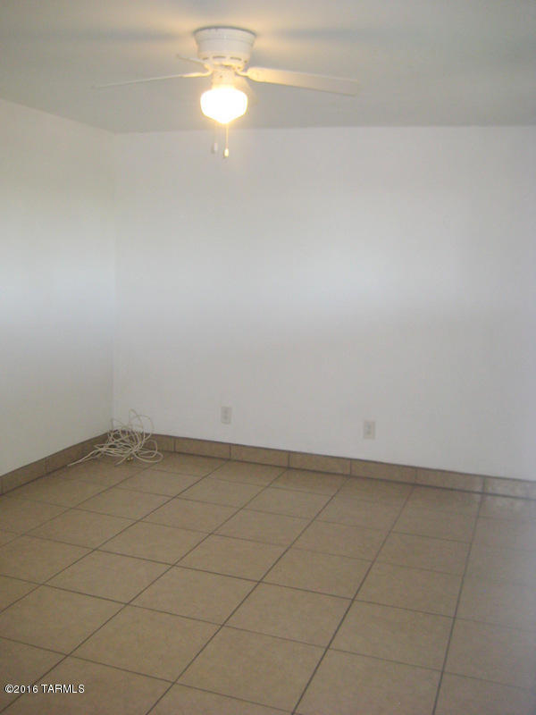 El Montevideo Estates - Residential Lease
