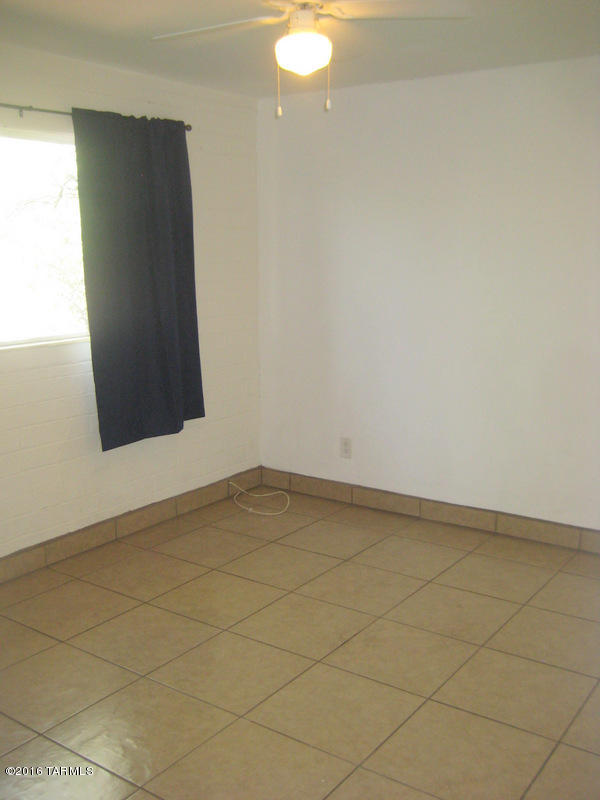 El Montevideo Estates - Residential Lease