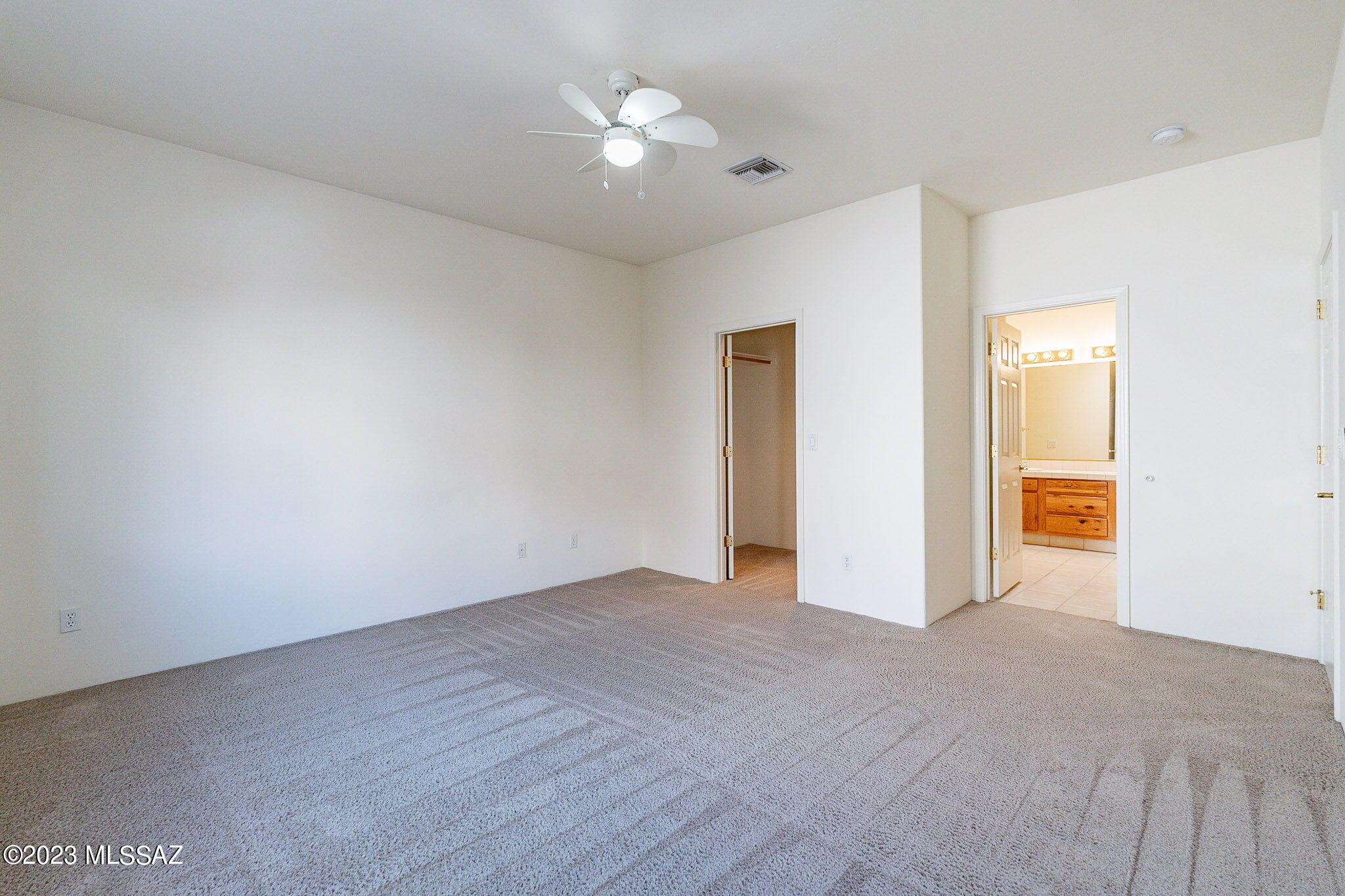 Canada Vista (1-62) - Residential Lease