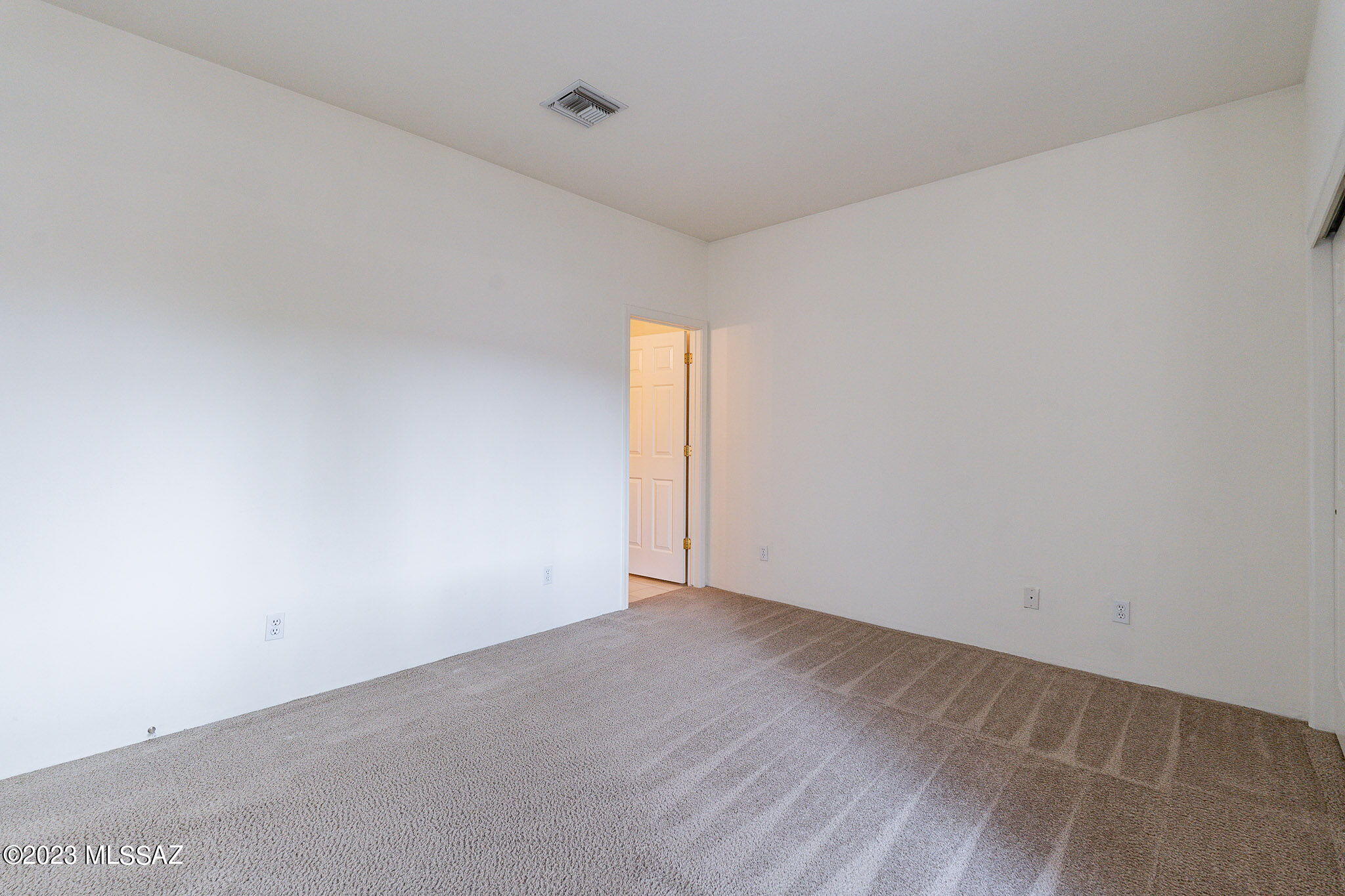 Canada Vista (1-62) - Residential Lease