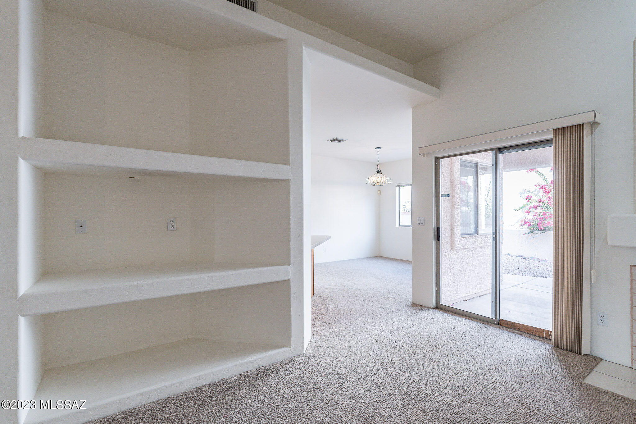 Canada Vista (1-62) - Residential Lease