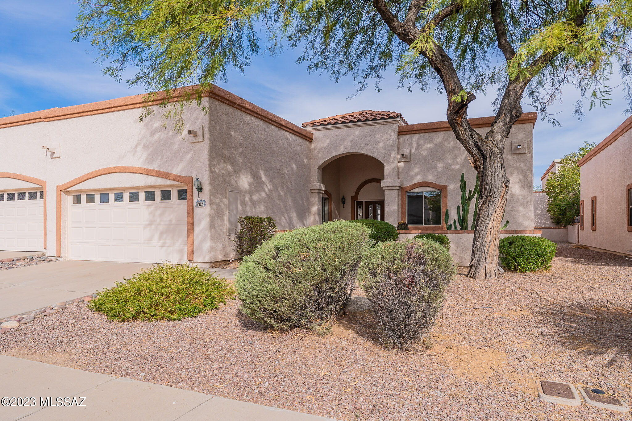 Built in 1995 - 2 Bedroom, 2.5 Bath + Den - 1535 sq ft., is located in the Canada Vistas Estates Gated Community in Oro Valley near the Rec Center, Library, Restaurants, Shopping, Golf, Parks and walking trails nearby, This home is light and bright featuring carpet and ceramic tile, Each bedroom with a dedicated bath, Den off of the entry, Spacious Great room has high ceilings and  fireplace, Dining area off kitchen.  Kitchen with pantry and knotty pine wood cabinets. Appliances include Refrigerator, Double ovens, Microwave, Dishwasher, Laundry room with washer and dryer hook-ups, oversized double garage, covered private rear patio with easy care yard.  Pets are subject to approval. Pet rent $50/mo. per pet SECURITY DEPOSIT $ 2,542.50.