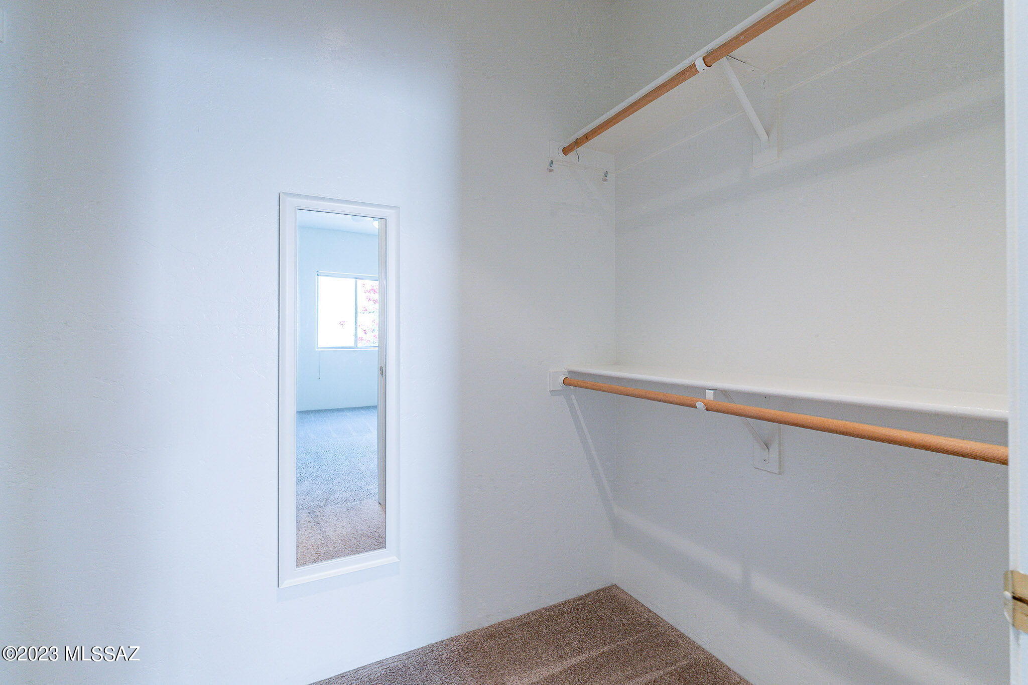 Canada Vista (1-62) - Residential Lease