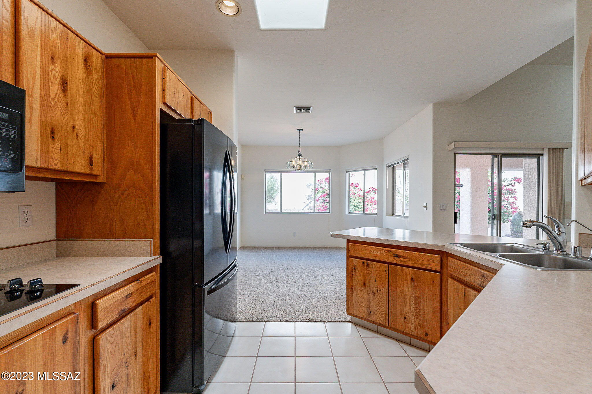 Canada Vista (1-62) - Residential Lease