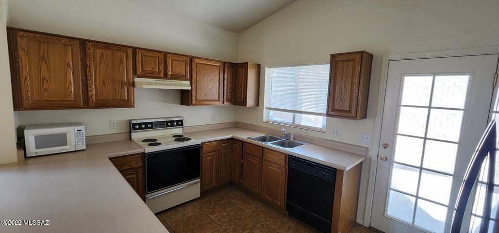 Silver Pass PH. III (396-469) - Residential Lease