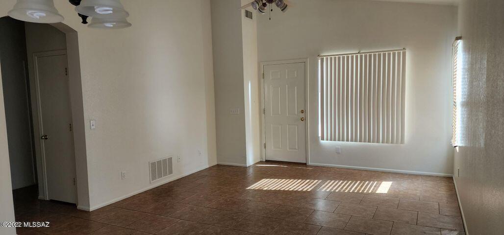 Silver Pass PH. III (396-469) - Residential Lease