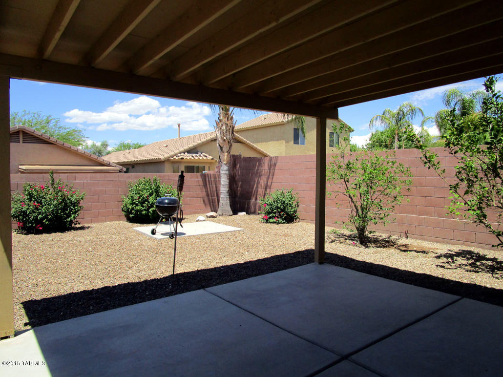 Rancho Paraiso (1-183) - Residential Lease