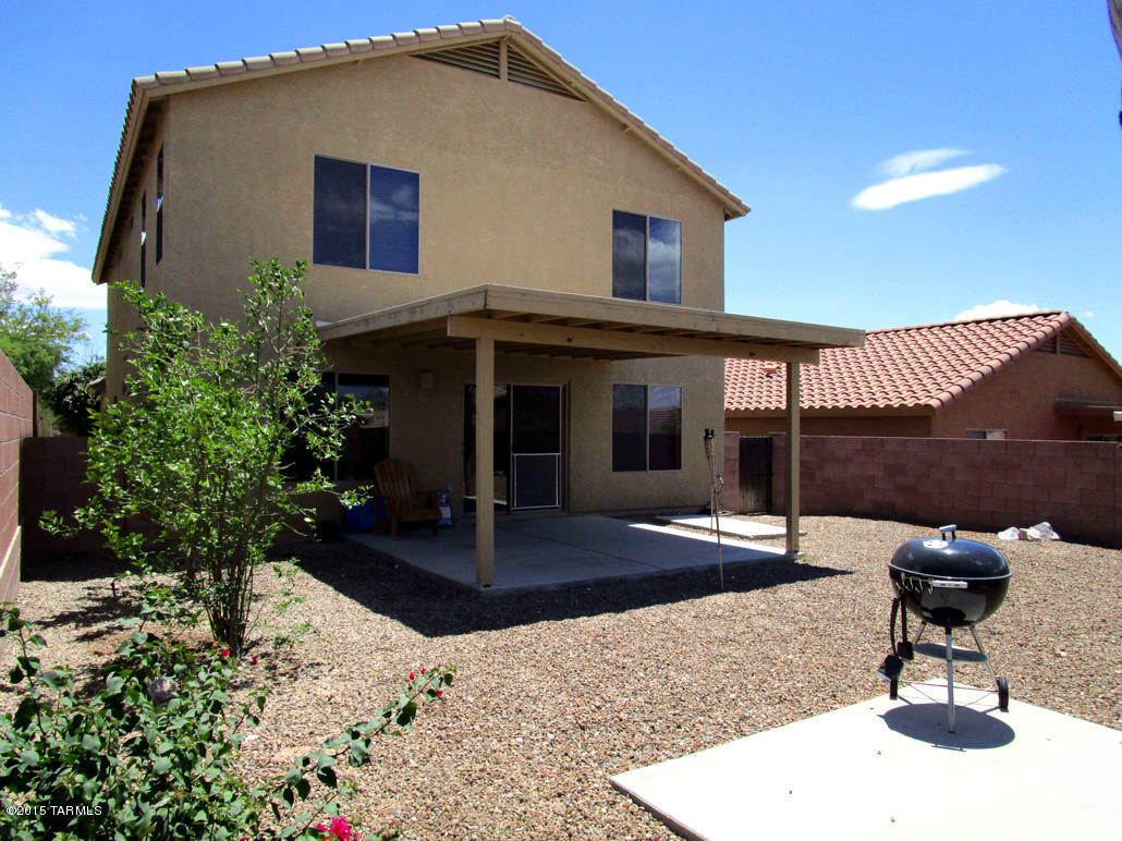 Rancho Paraiso (1-183) - Residential Lease
