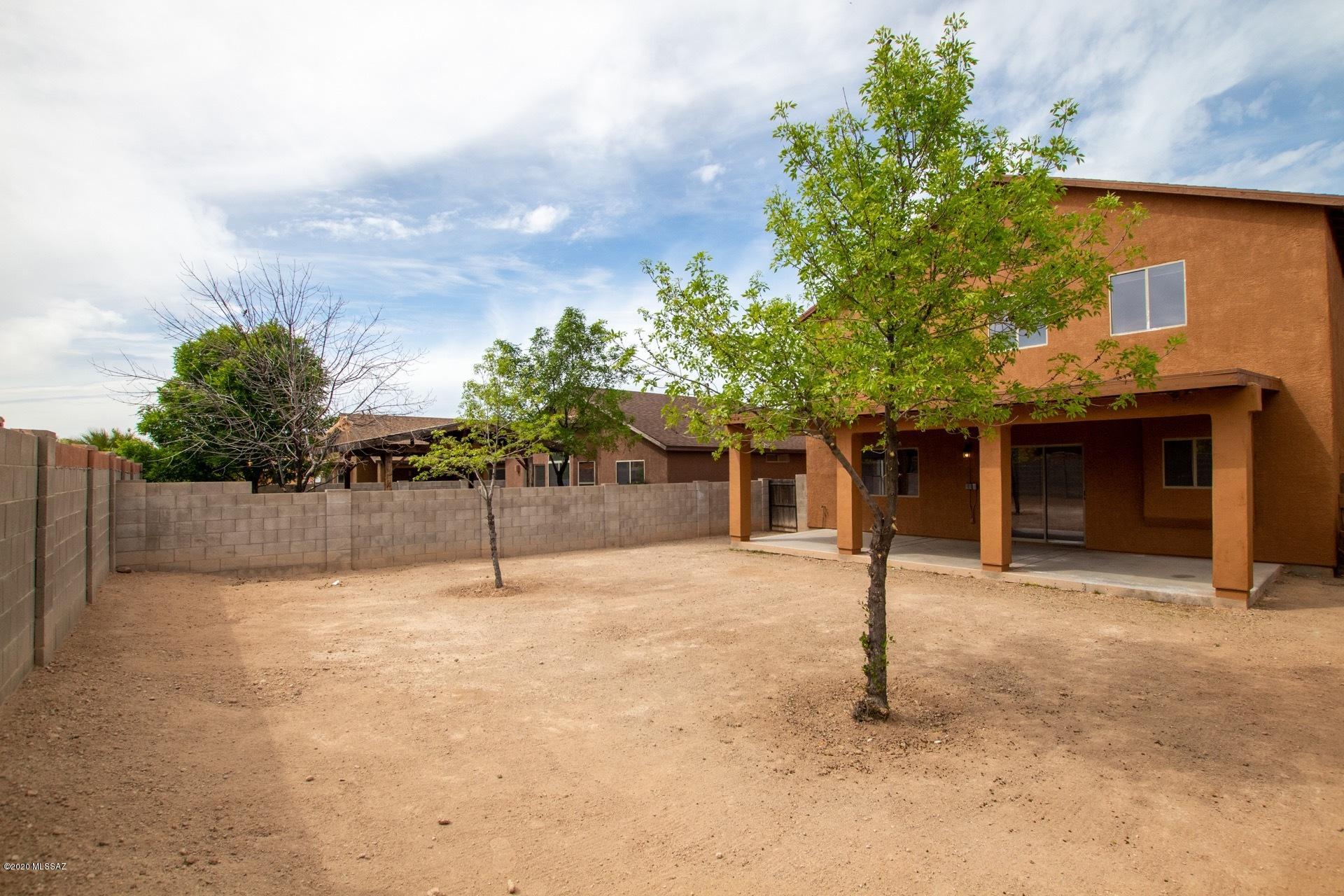 Tres Pueblos - Residential