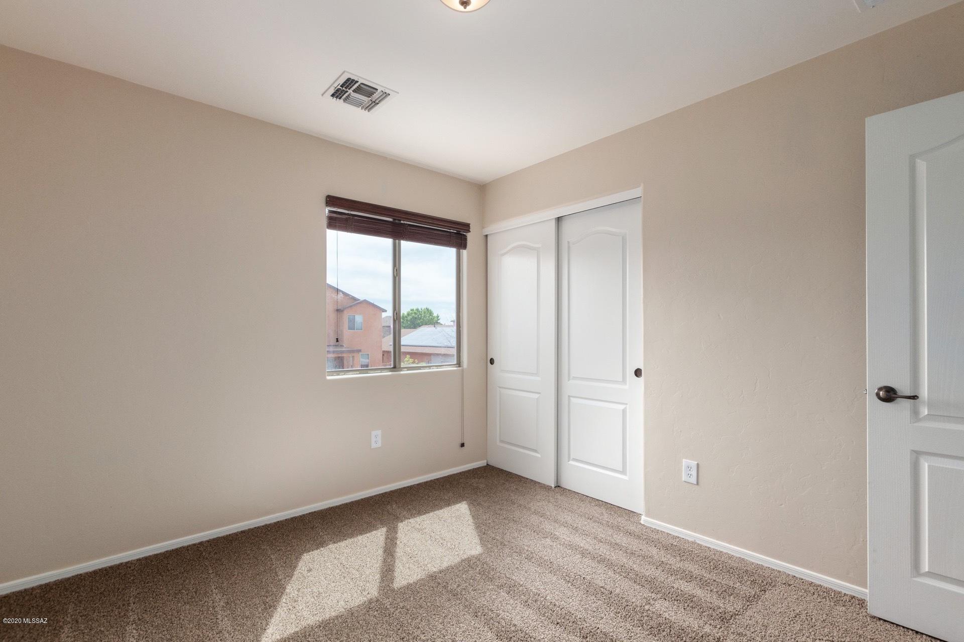 Tres Pueblos - Residential