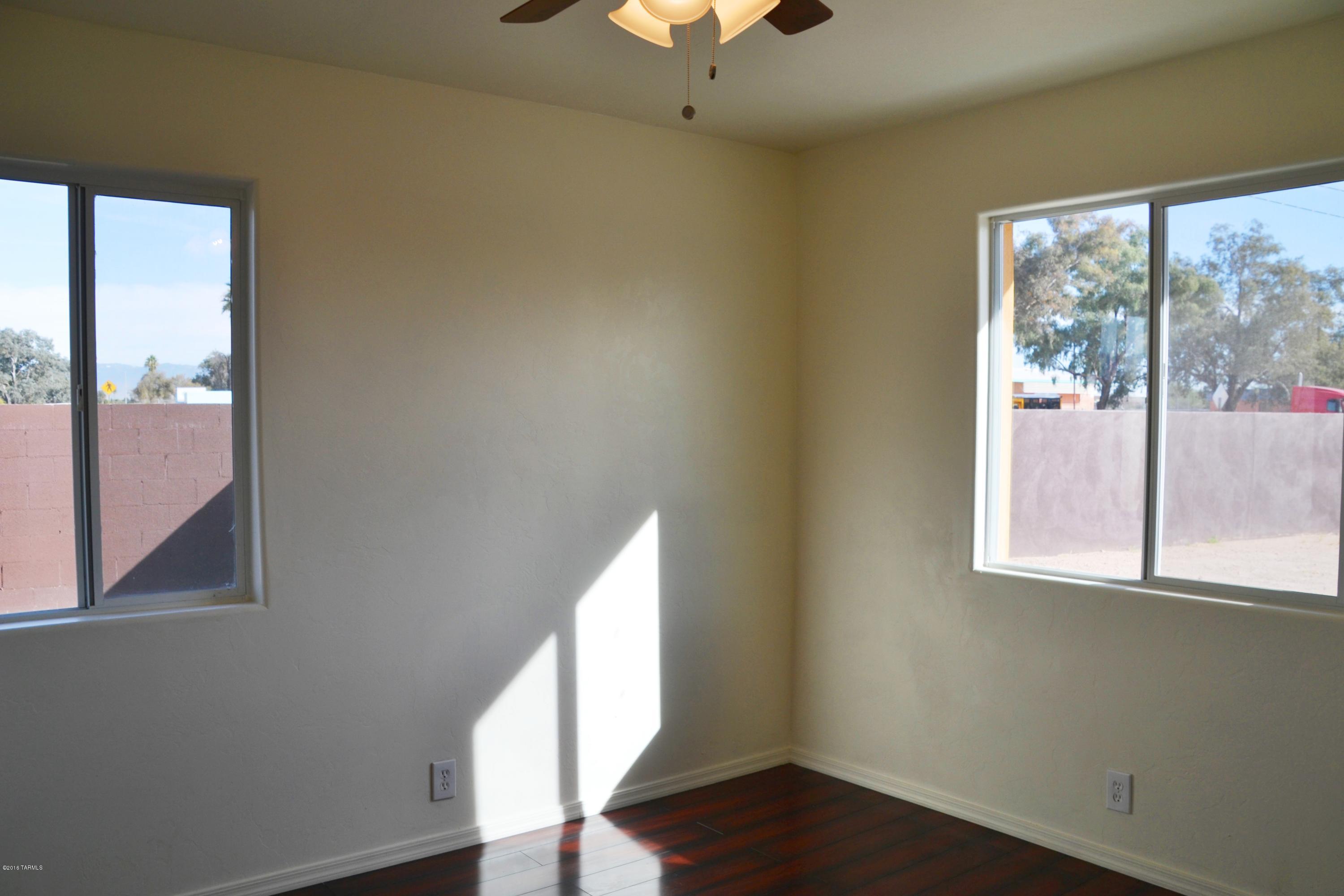 Country Club Park - Residential