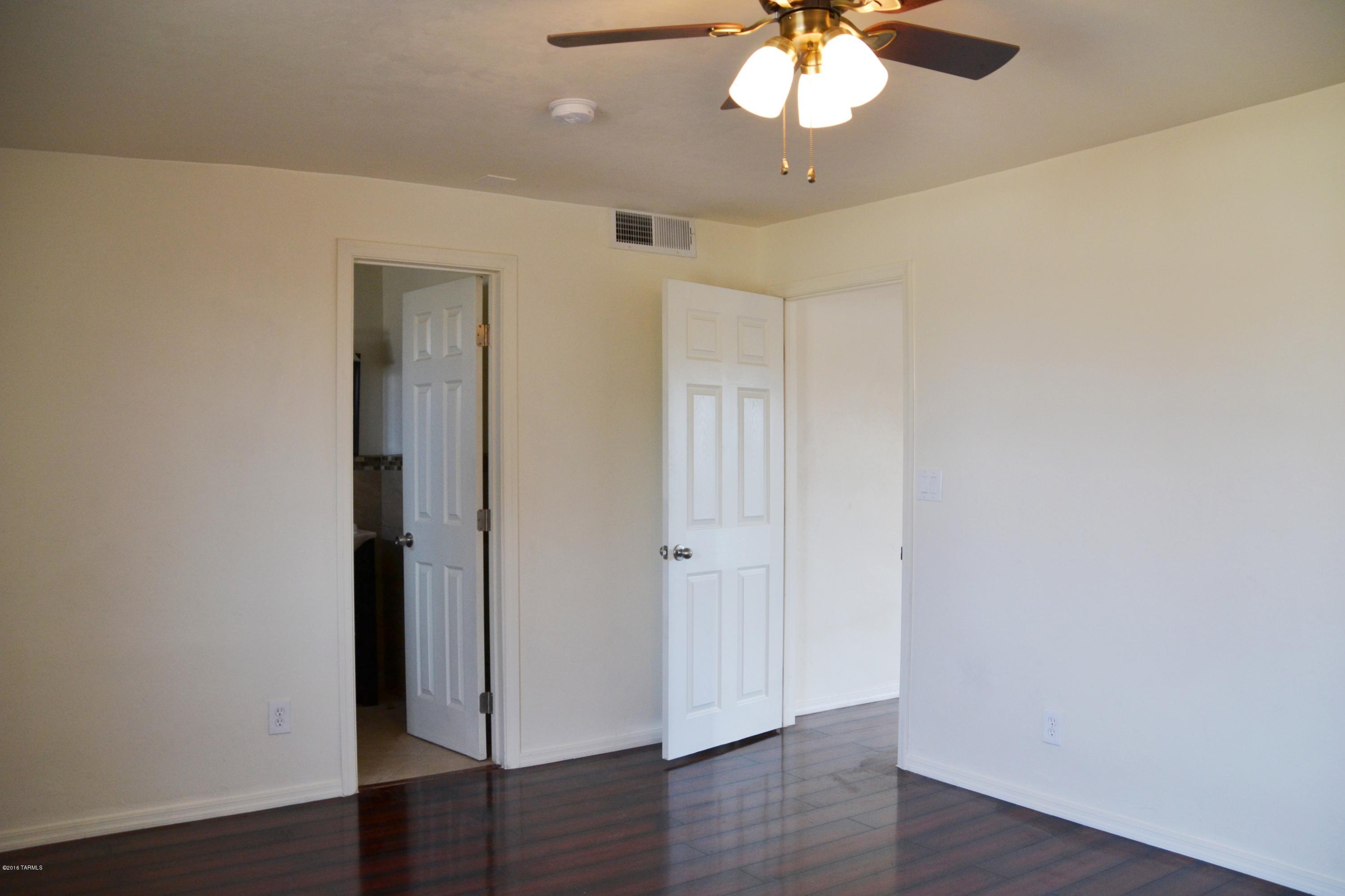 Country Club Park - Residential