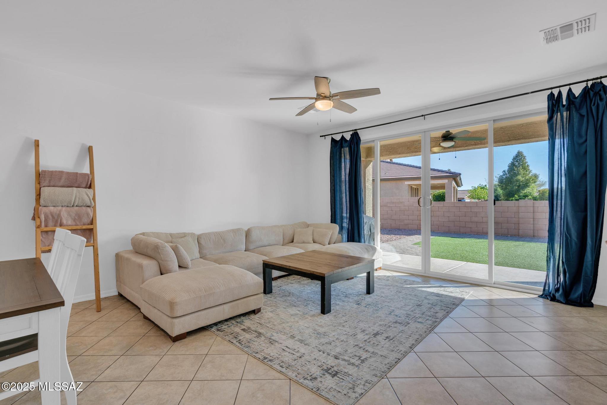 La Estancia De Tucson (1-330) - Residential