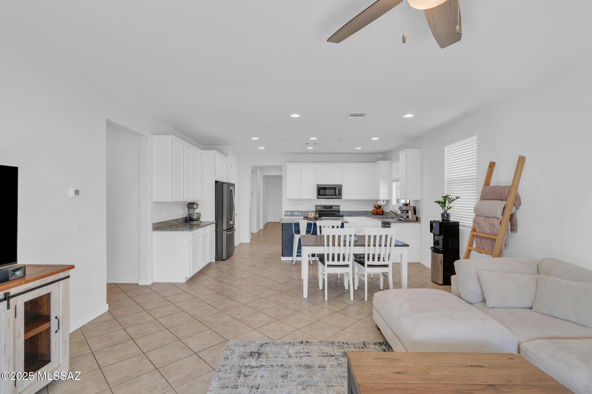 La Estancia De Tucson (1-330) - Residential