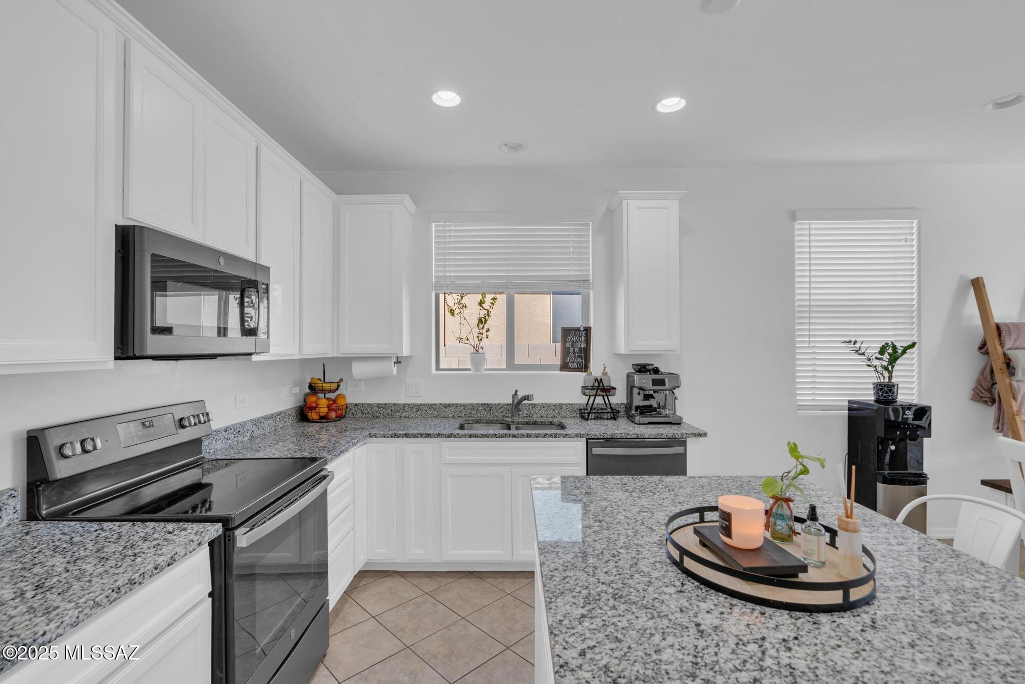 La Estancia De Tucson (1-330) - Residential