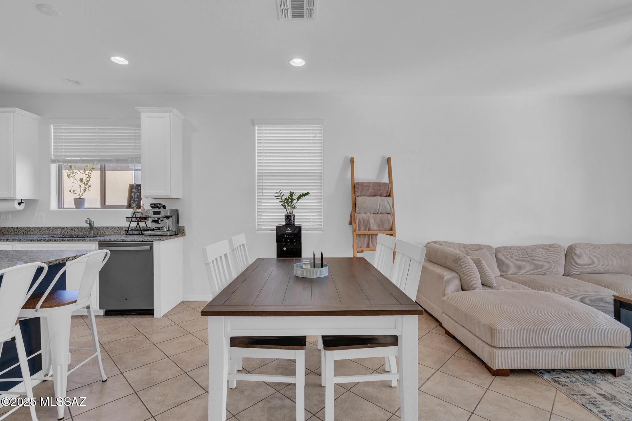 La Estancia De Tucson (1-330) - Residential