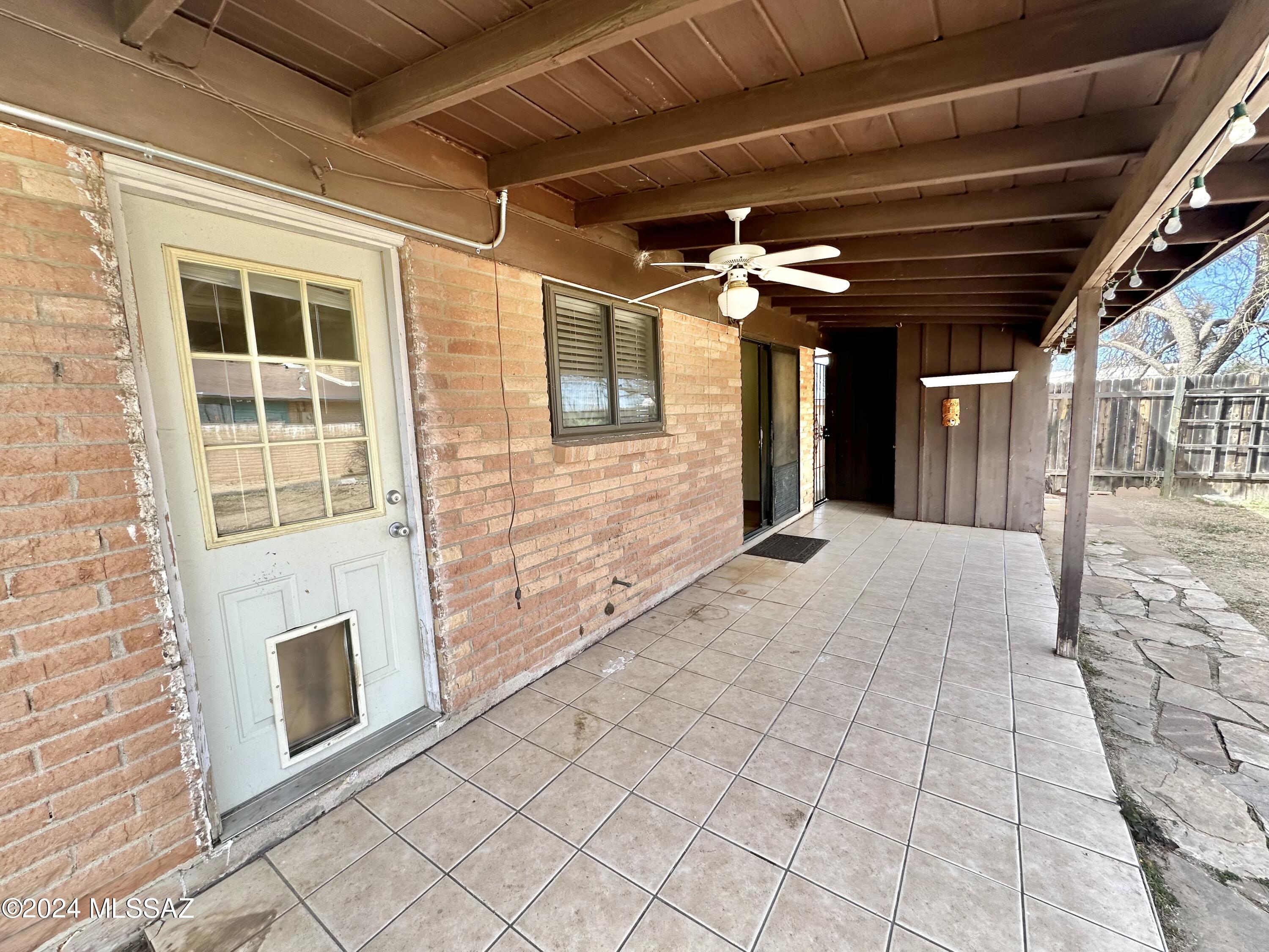 Oracle Village Estates - Residential Lease