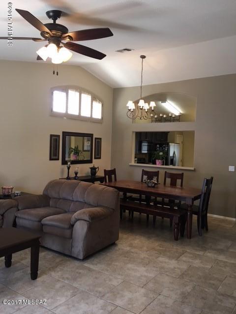 Hacienda Del Oro (1-78) - Residential