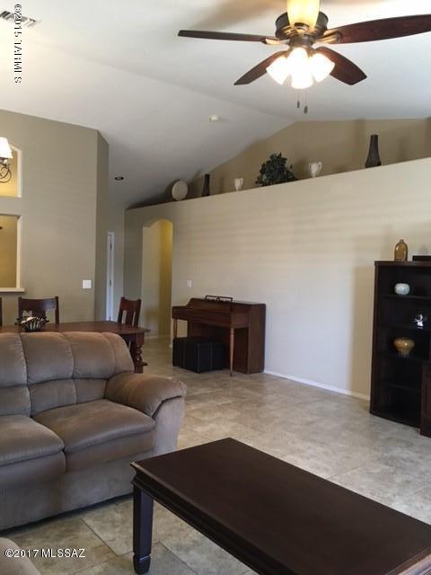 Hacienda Del Oro (1-78) - Residential