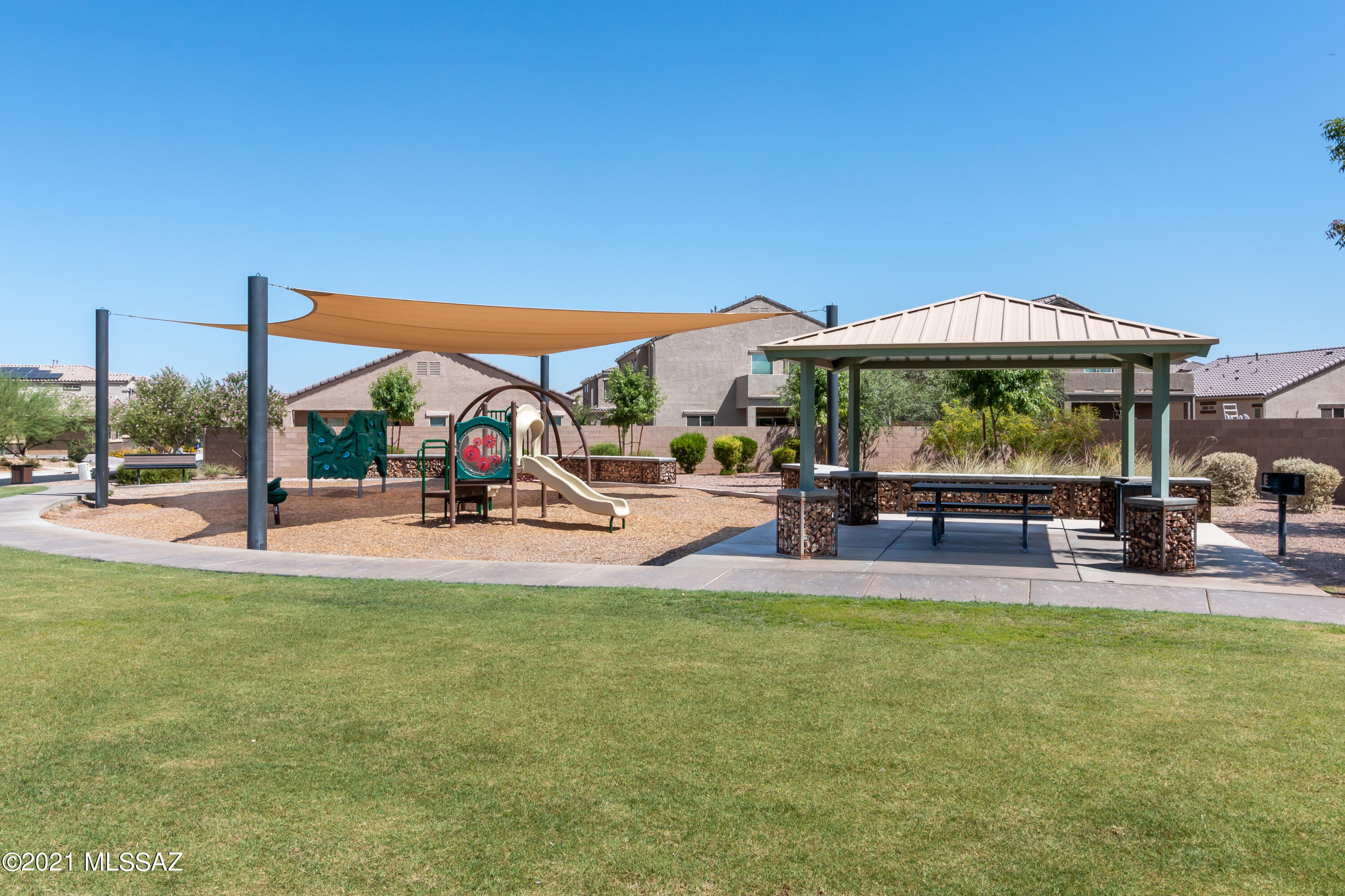 Saguaro Springs - Residential