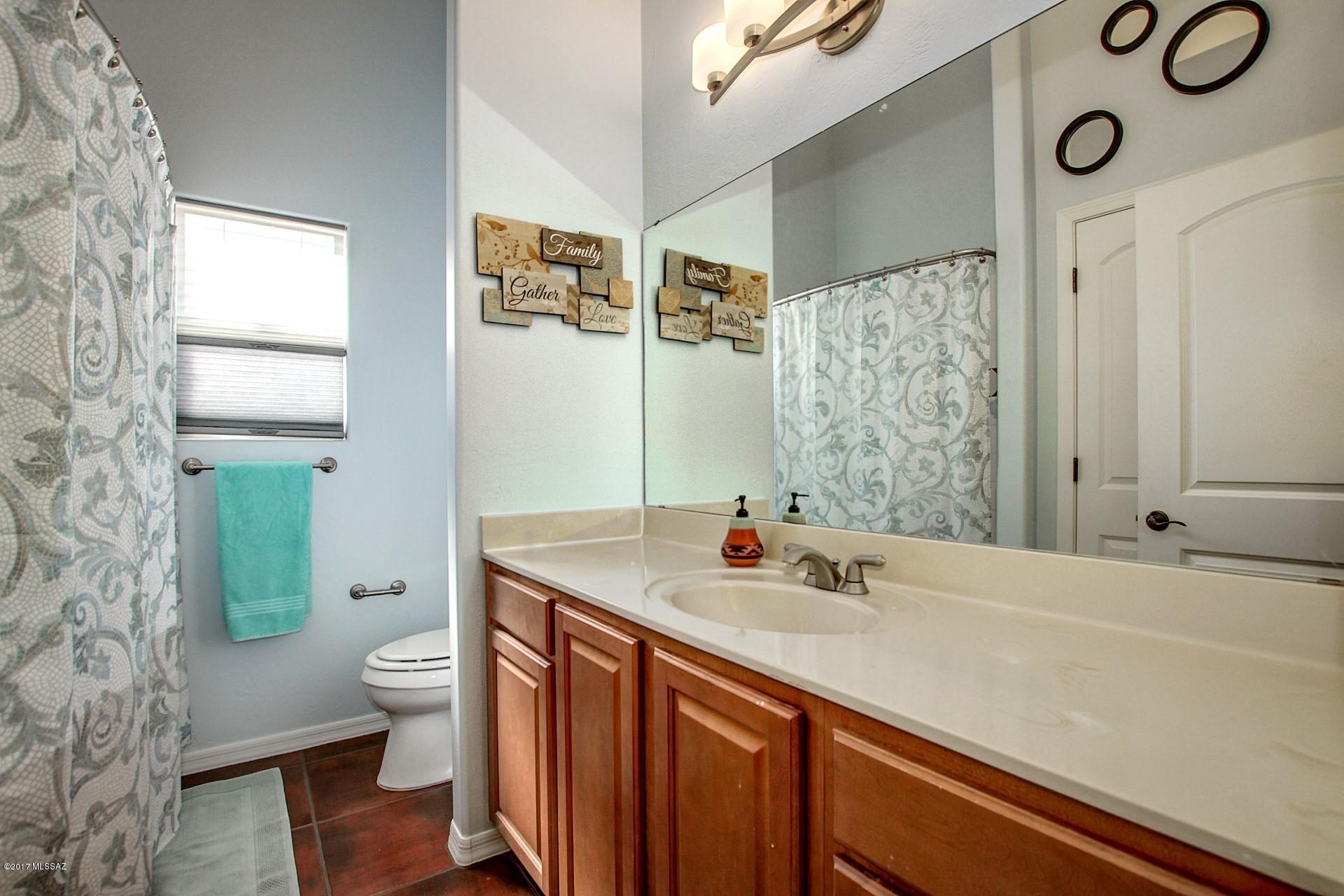 Colonias La Canada (83-219) - Residential