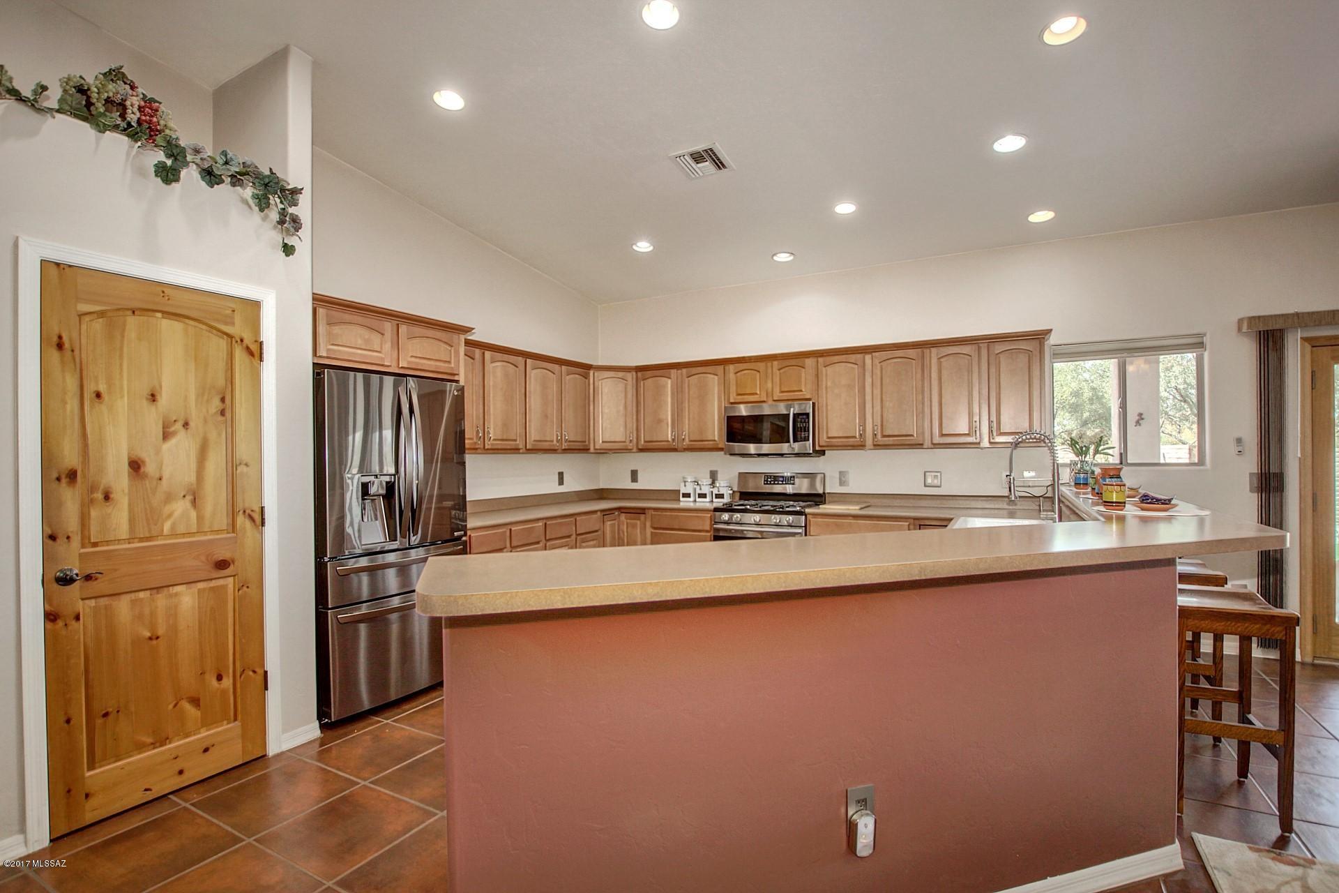 Colonias La Canada (83-219) - Residential