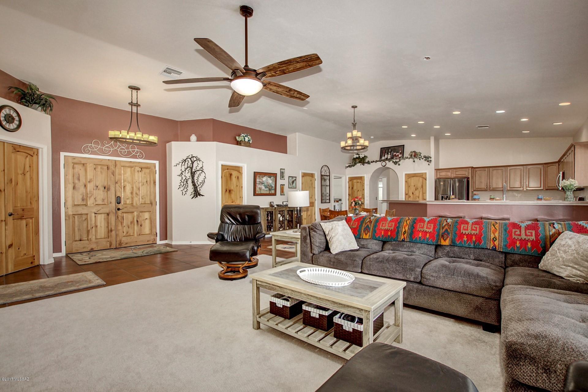 Colonias La Canada (83-219) - Residential